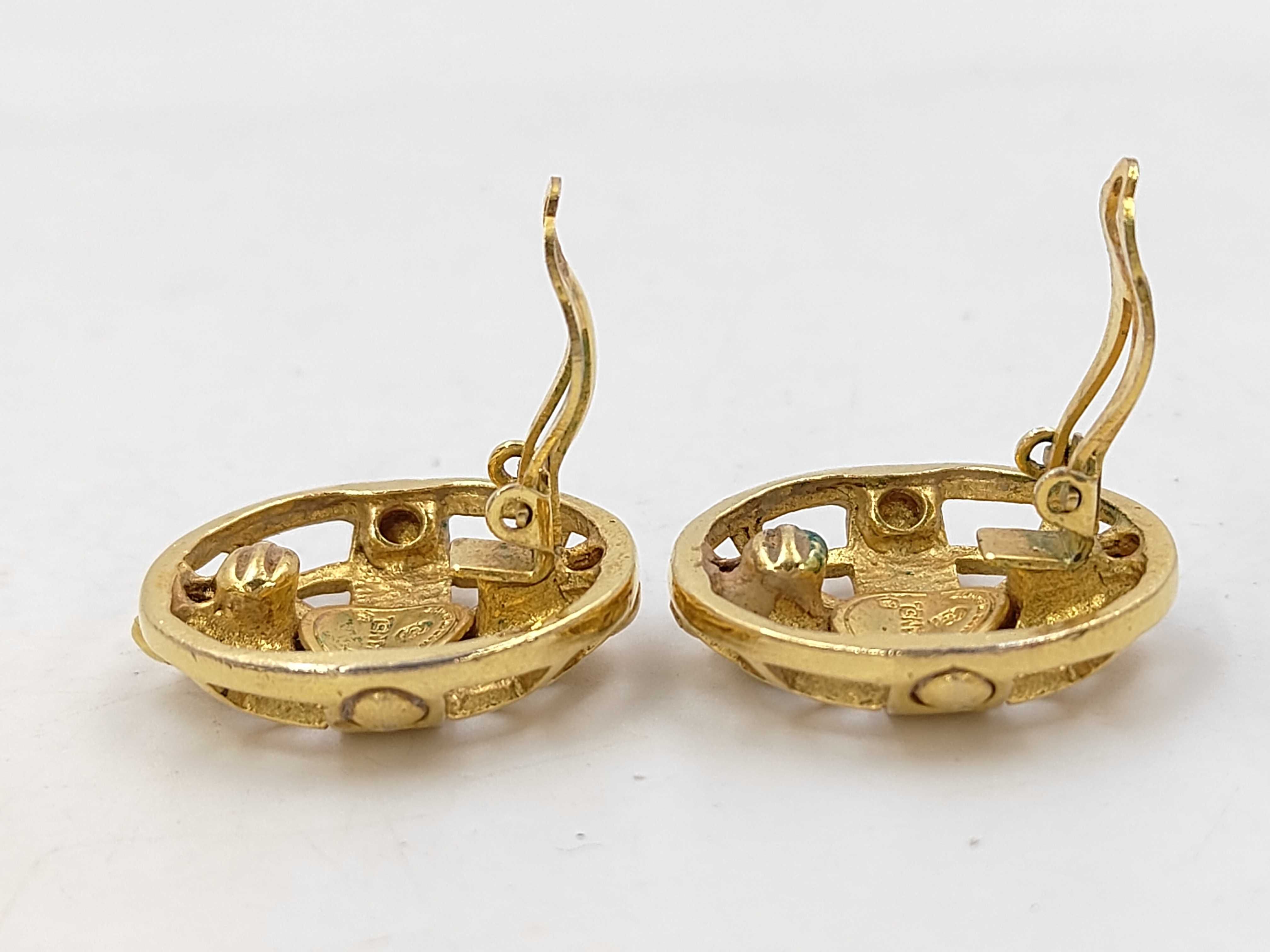 earrings — view 3