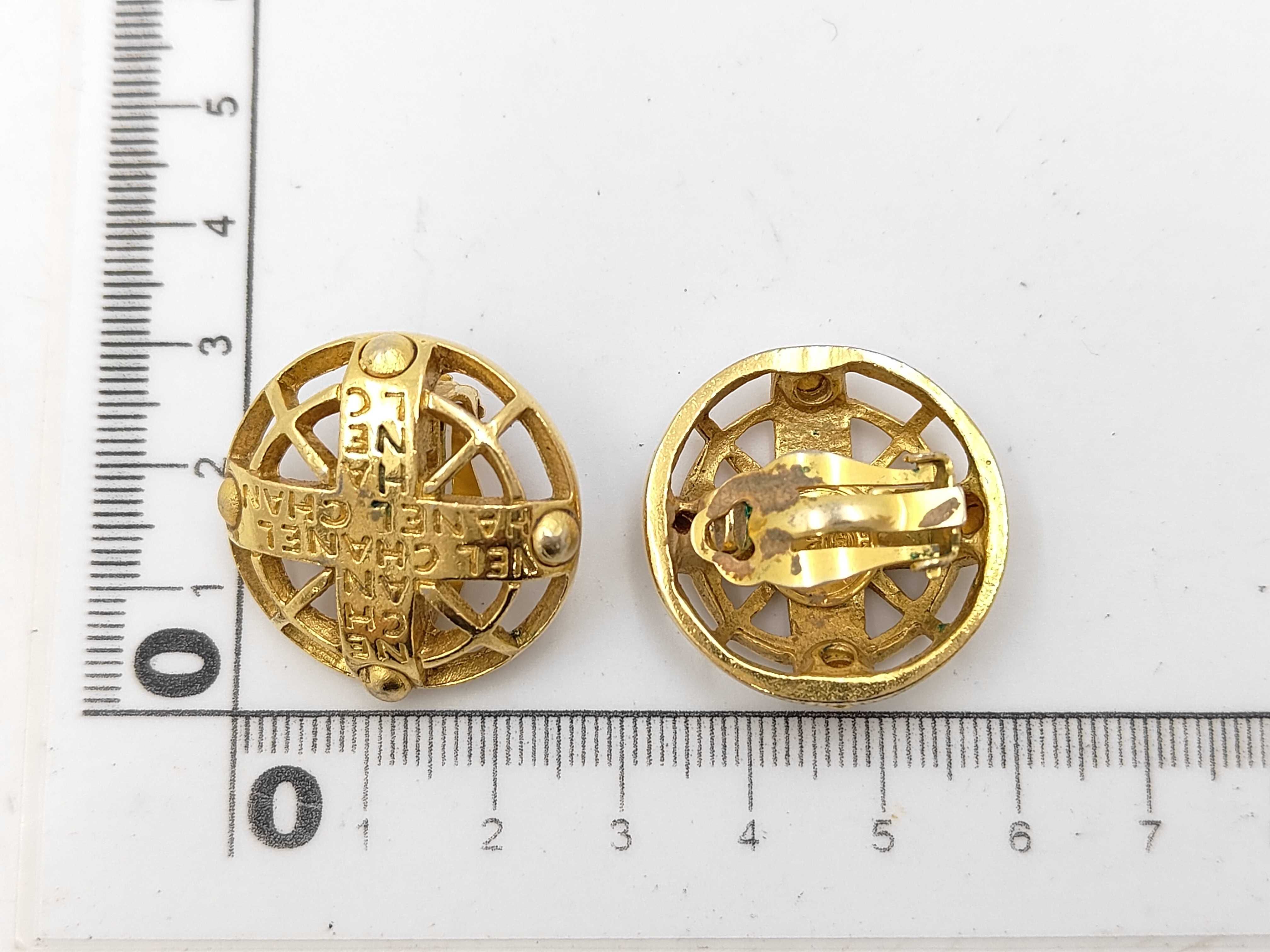 earrings — view 6