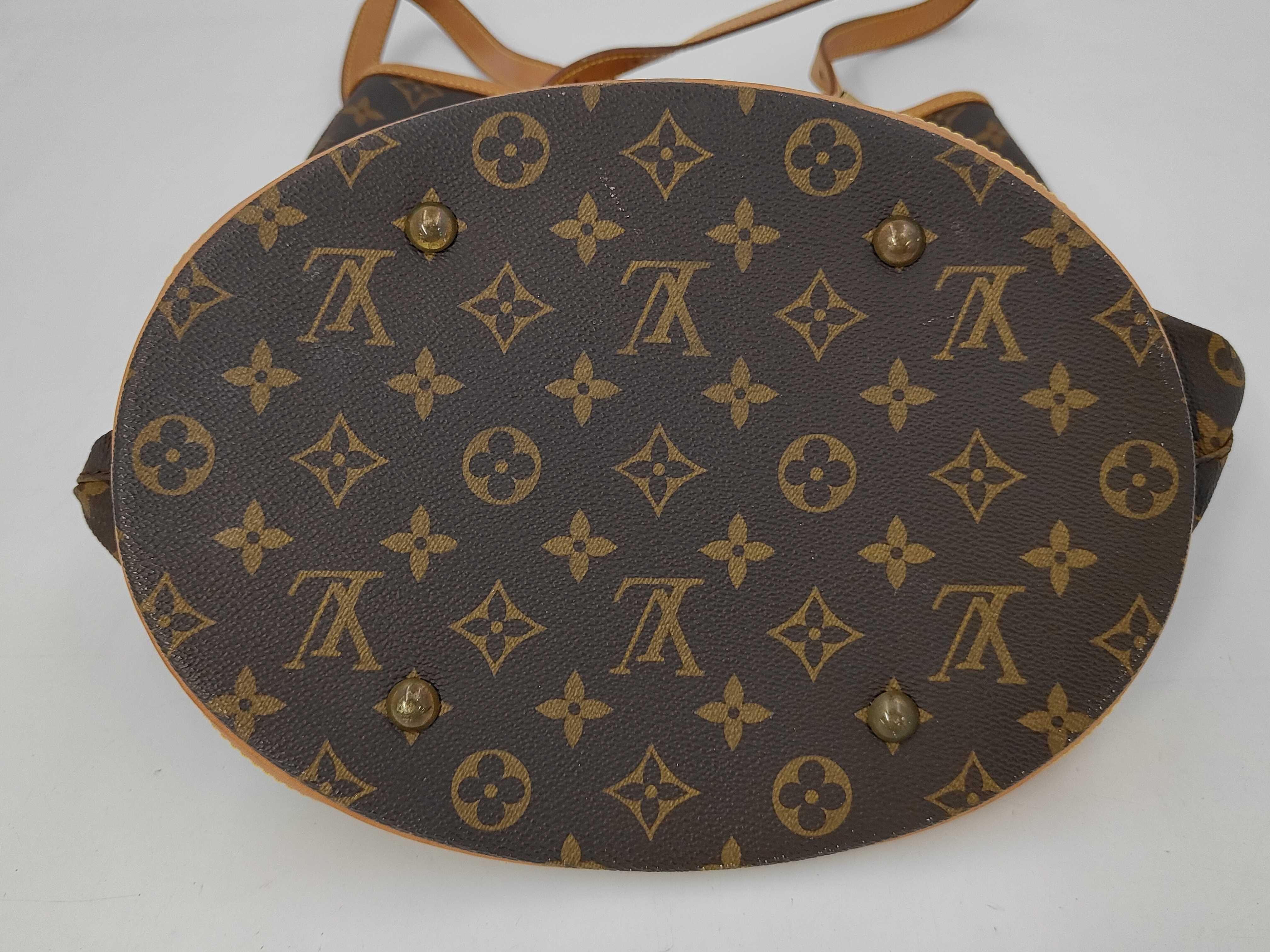 Monogram Bucket M42236SP0958 Shoulder Bag — view 4