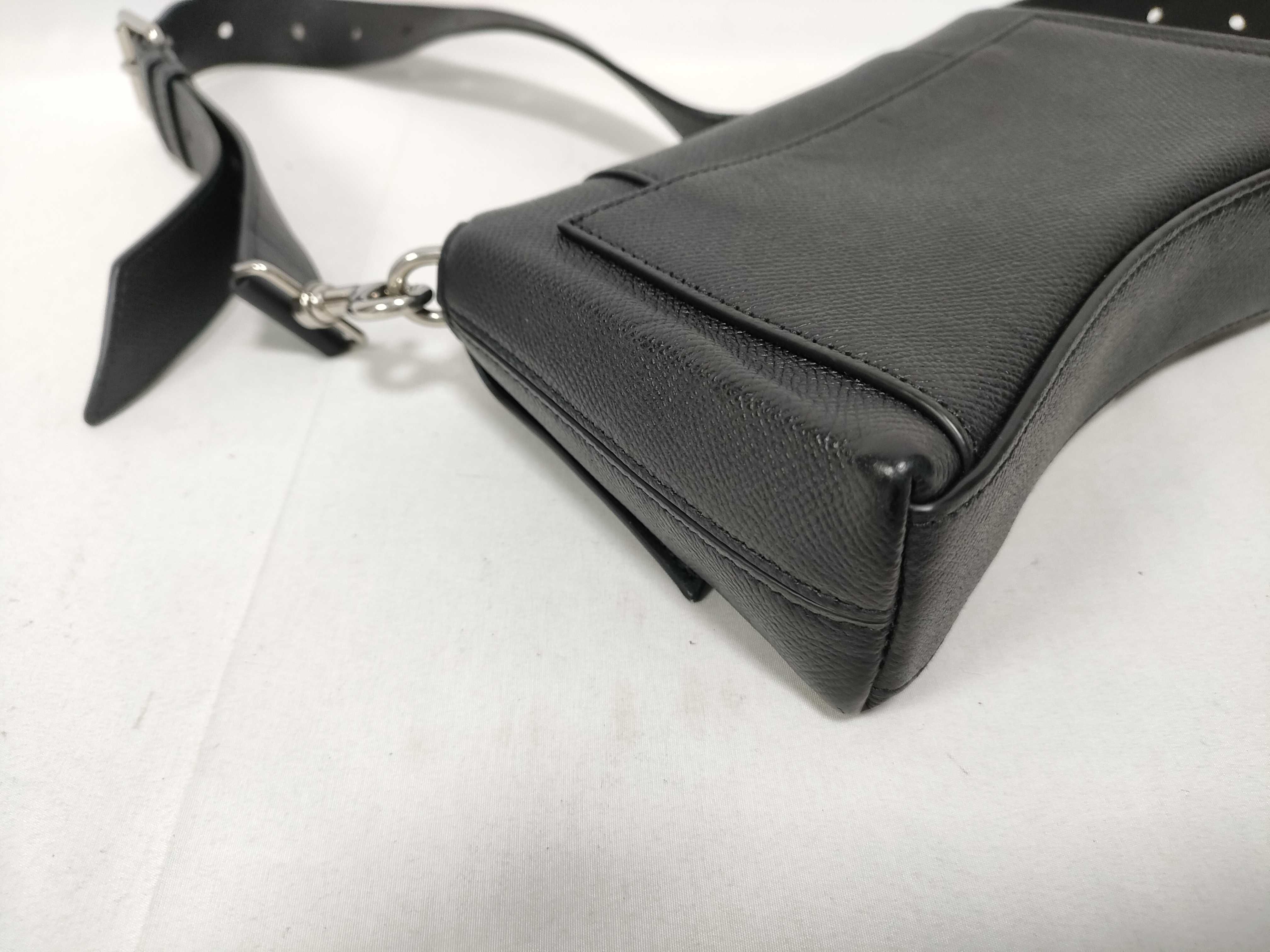 DOWN TOWN CROSS BODY BAG Black Shoulder Bag — view 5