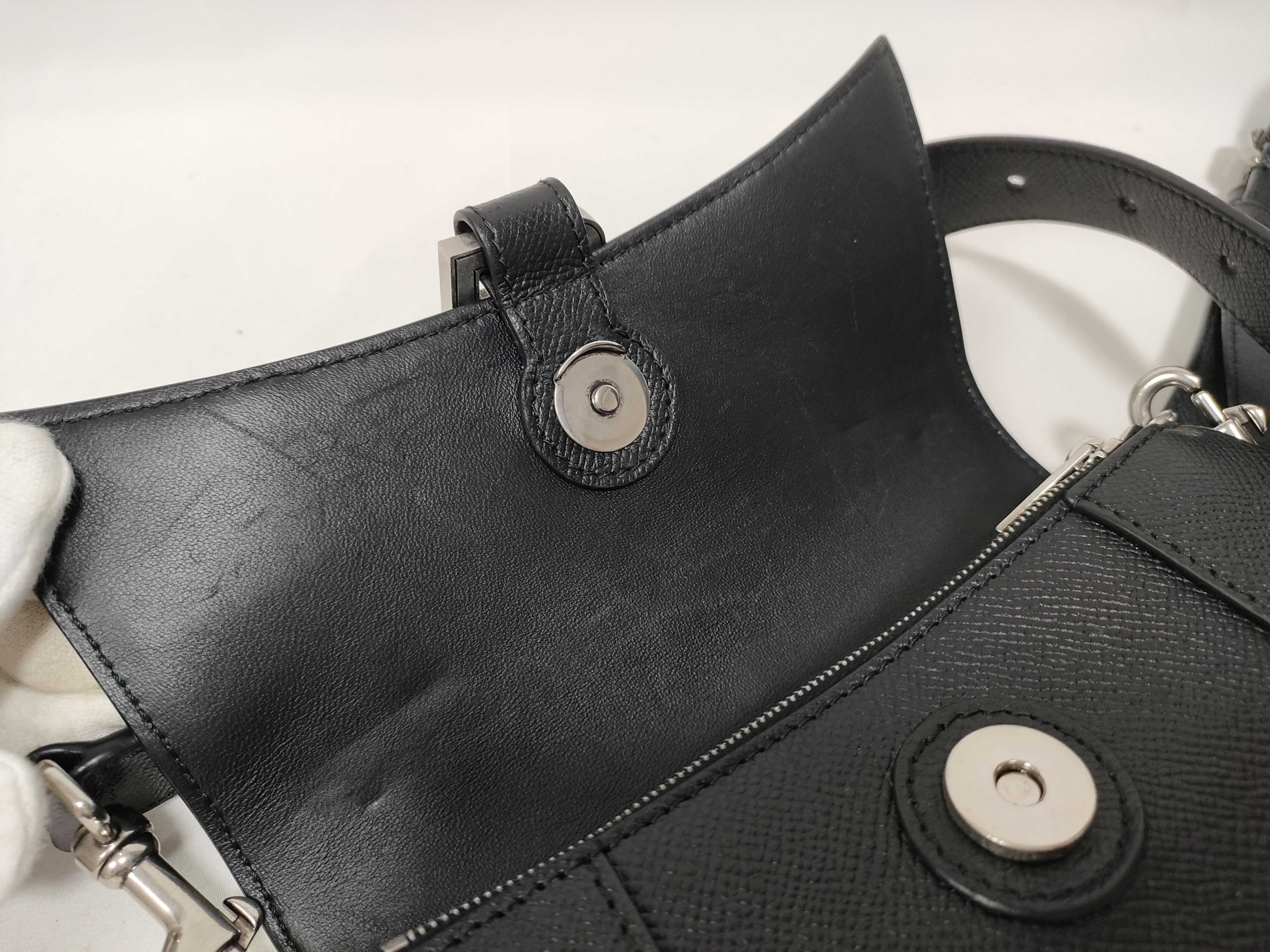 DOWN TOWN CROSS BODY BAG Black Shoulder Bag — view 10