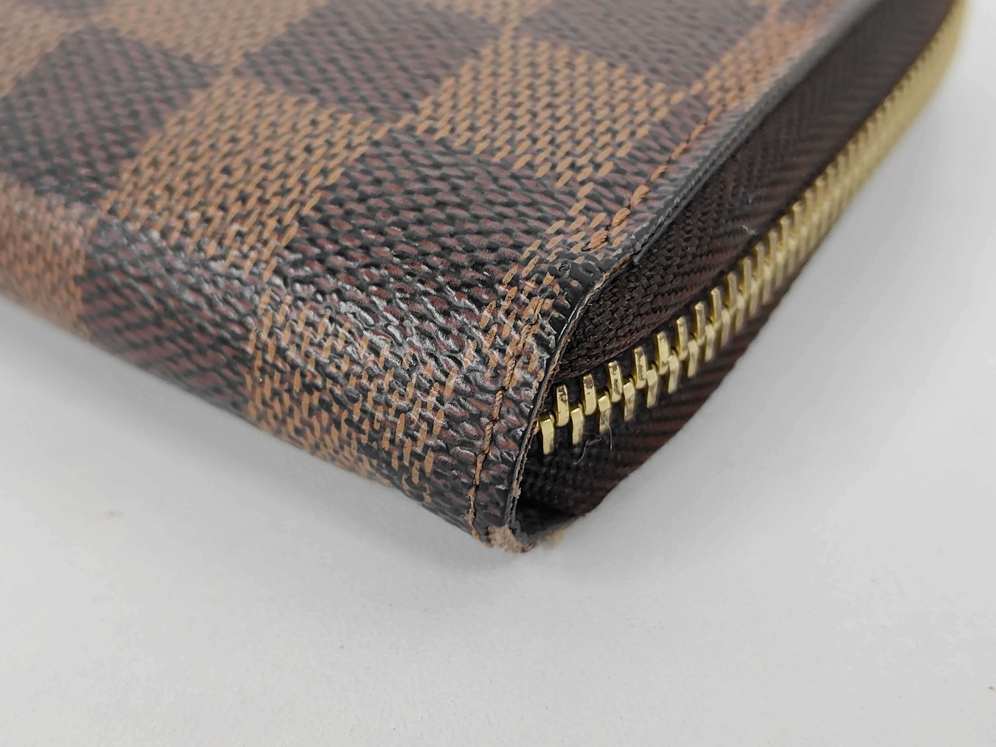 Damier Zippy Wallet — view 3