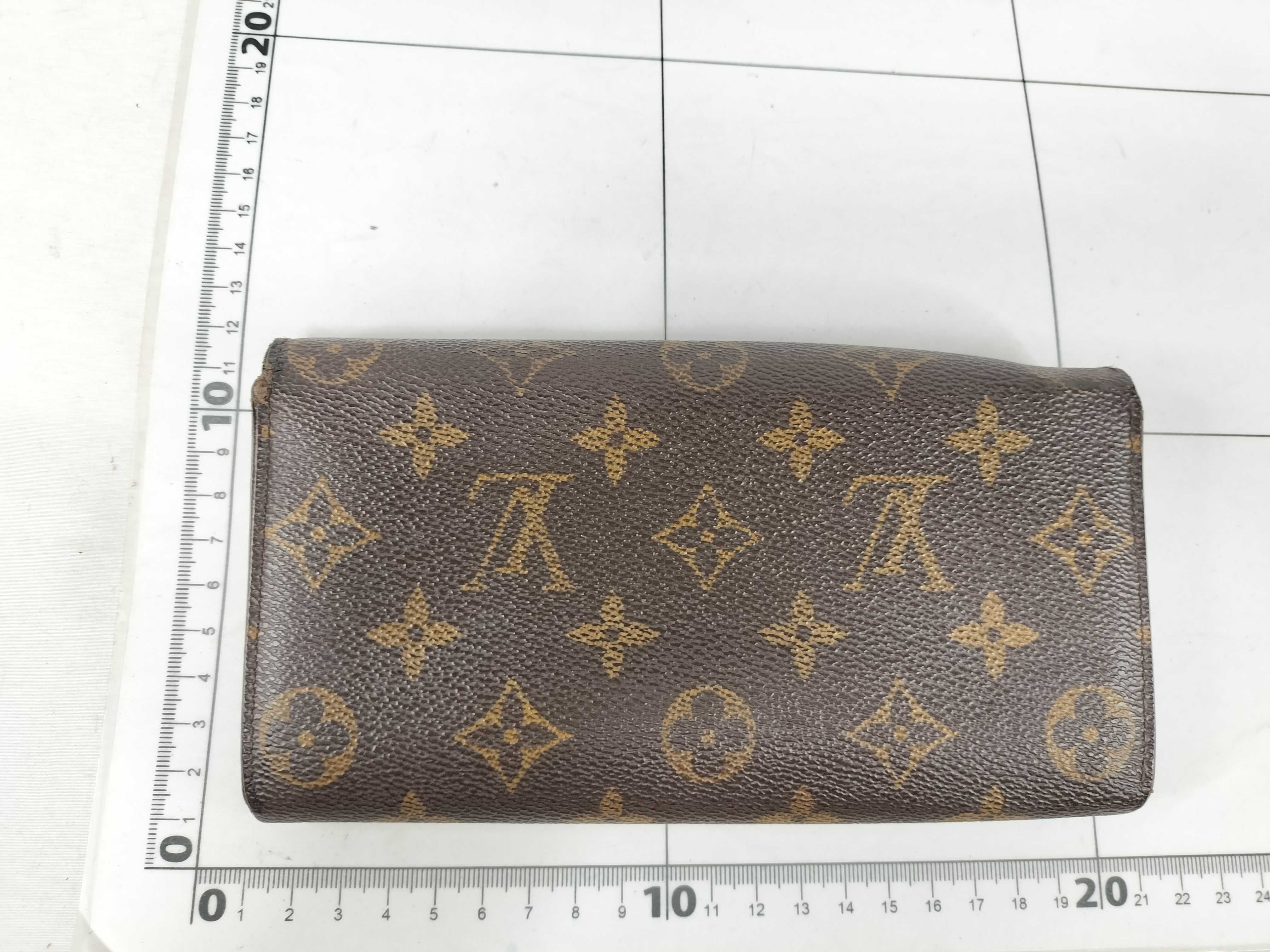 Monogram Louis Vuitton Monogram Portefeuille Sarah Long Wallet — view 2