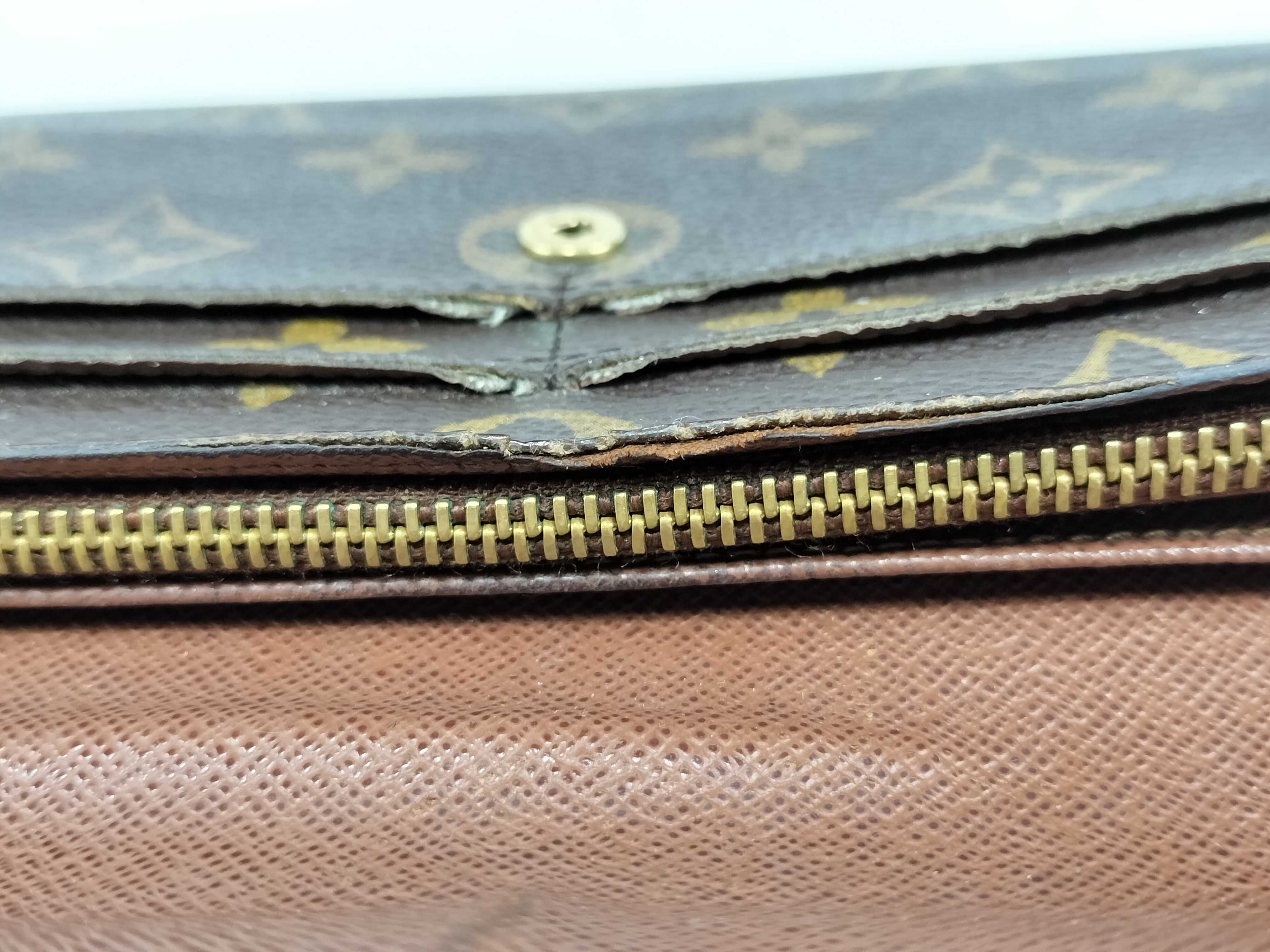 Monogram Louis Vuitton Monogram Portefeuille Sarah Long Wallet — view 9