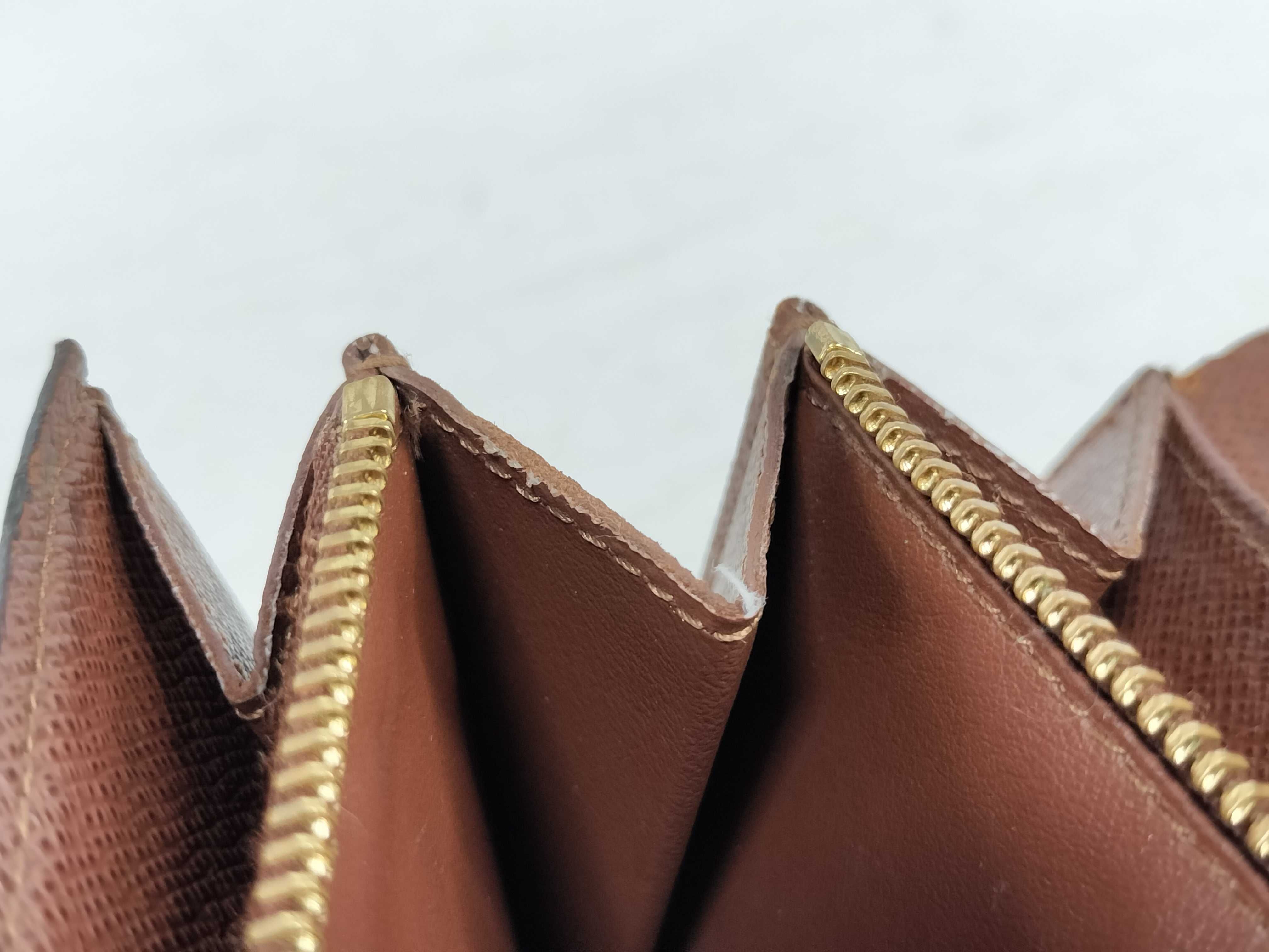Monogram Louis Vuitton Monogram Portefeuille Sarah Long Wallet — view 10