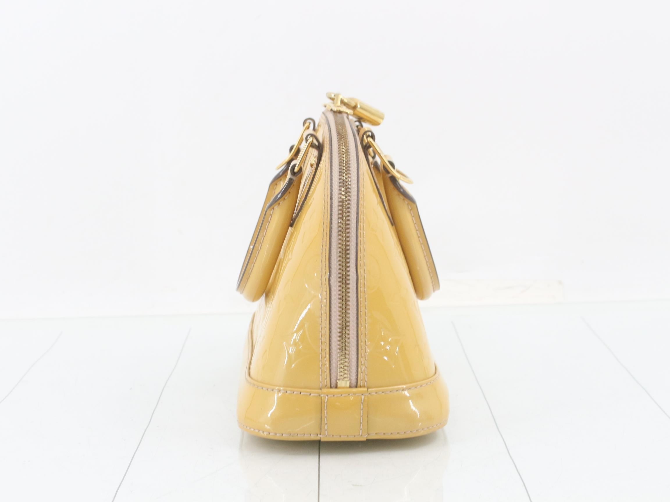 Vernis Alma BB 2-Way Handbag — view 4