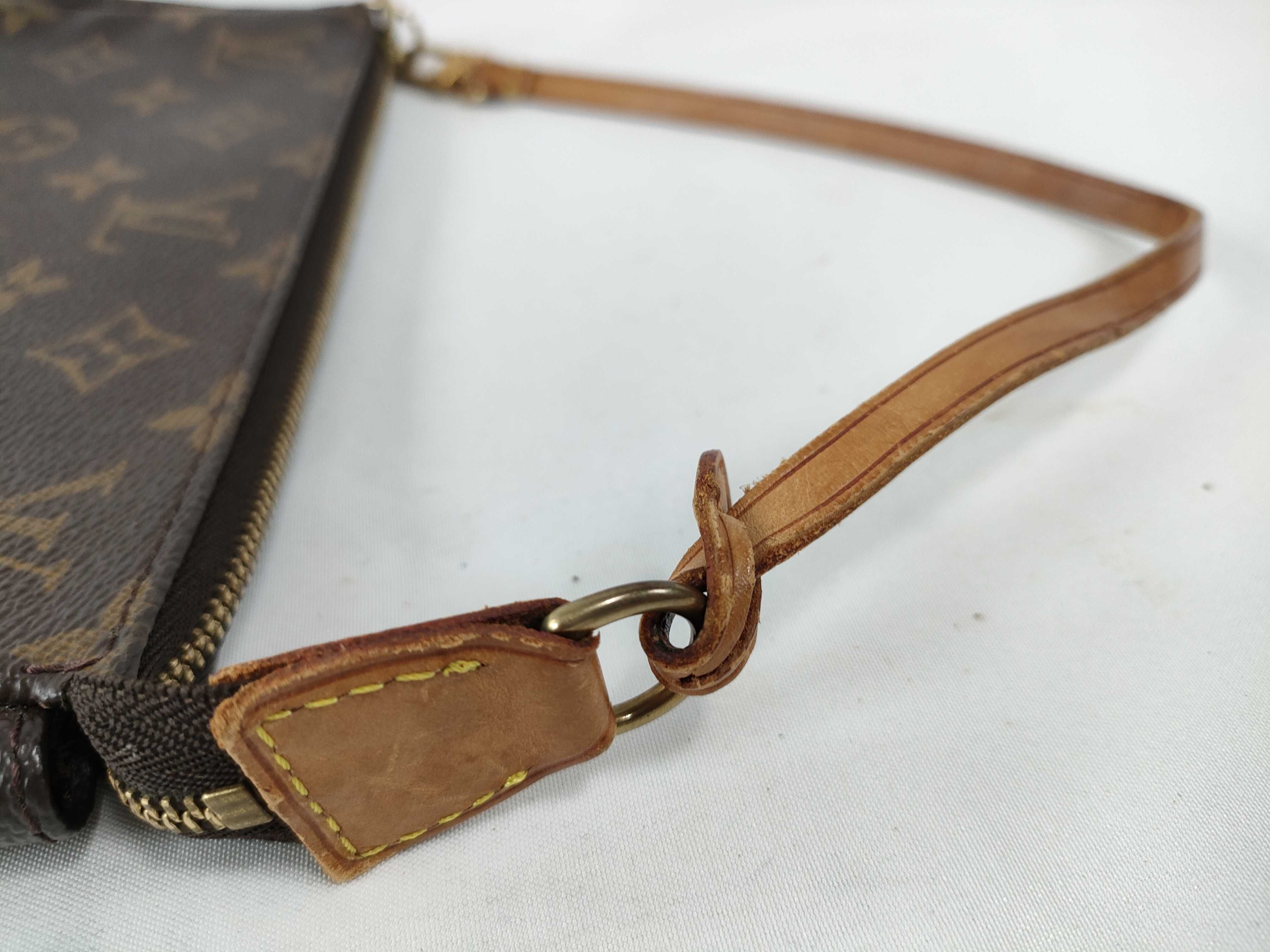 Monogram Pochette Accessoires M51980 VI1010 Brown Handbag — view 3