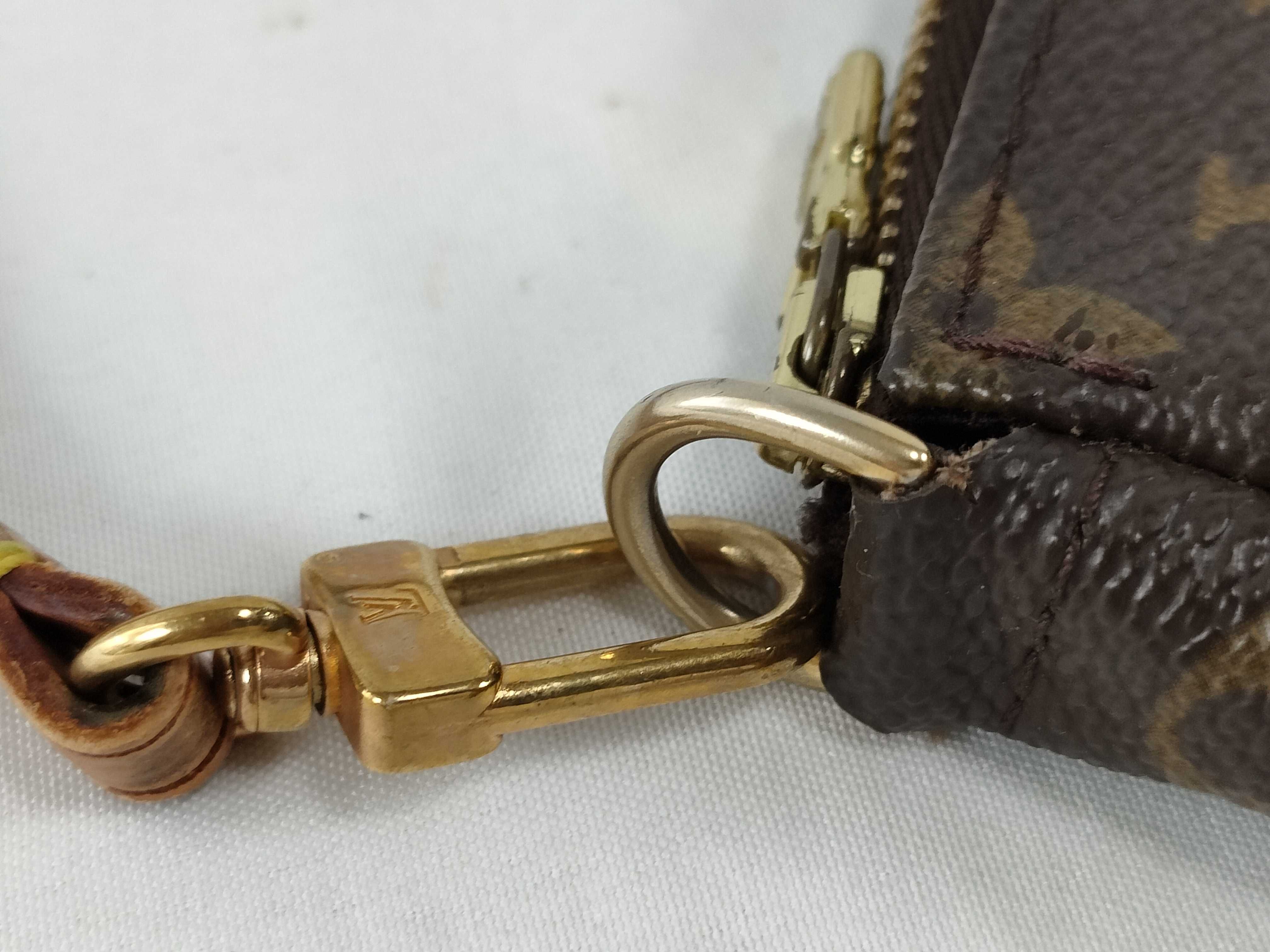 Monogram Pochette Accessoires M51980 VI1010 Brown Handbag — view 6