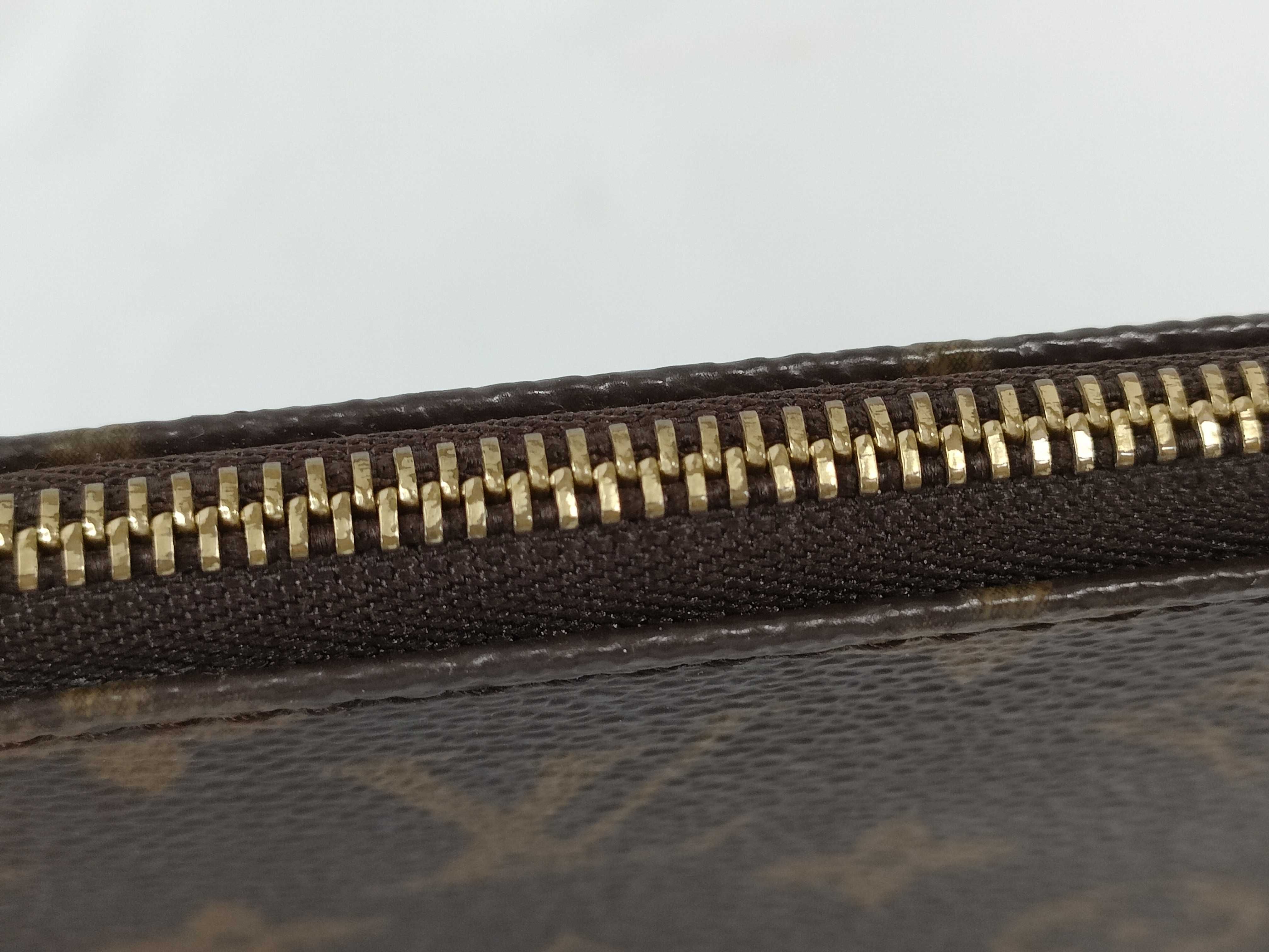 Monogram Pochette Accessoires M51980 VI1010 Brown Handbag — view 7