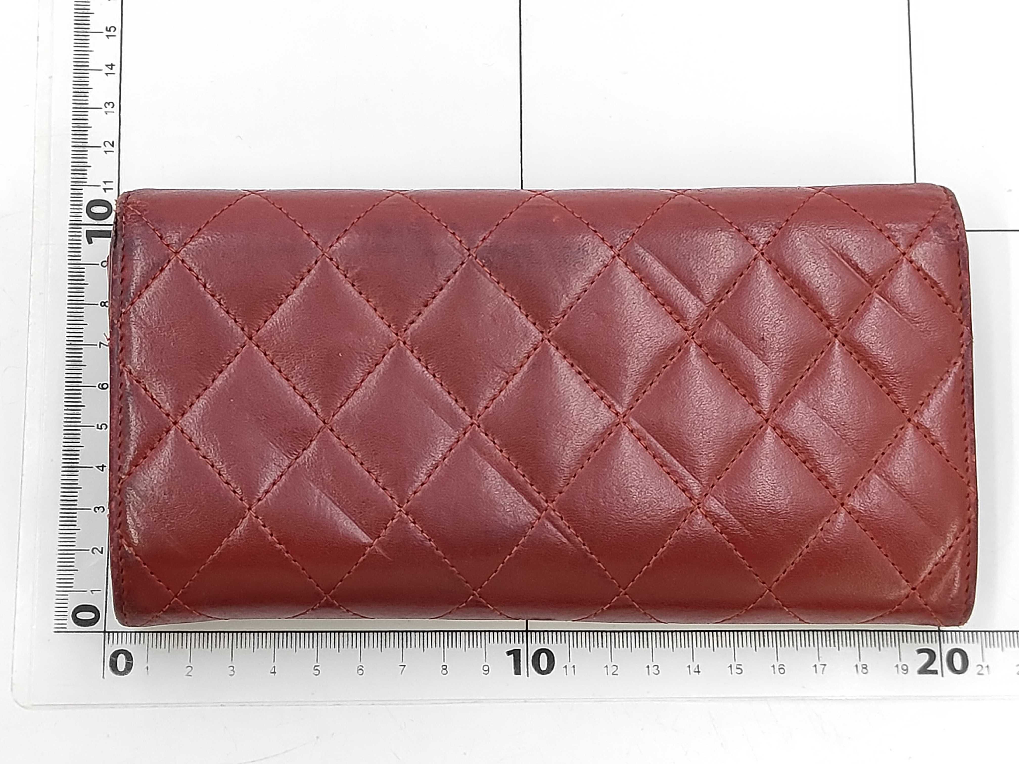 Matelassé Coco Mark Bi-fold Long Wallet 18714264 — view 2