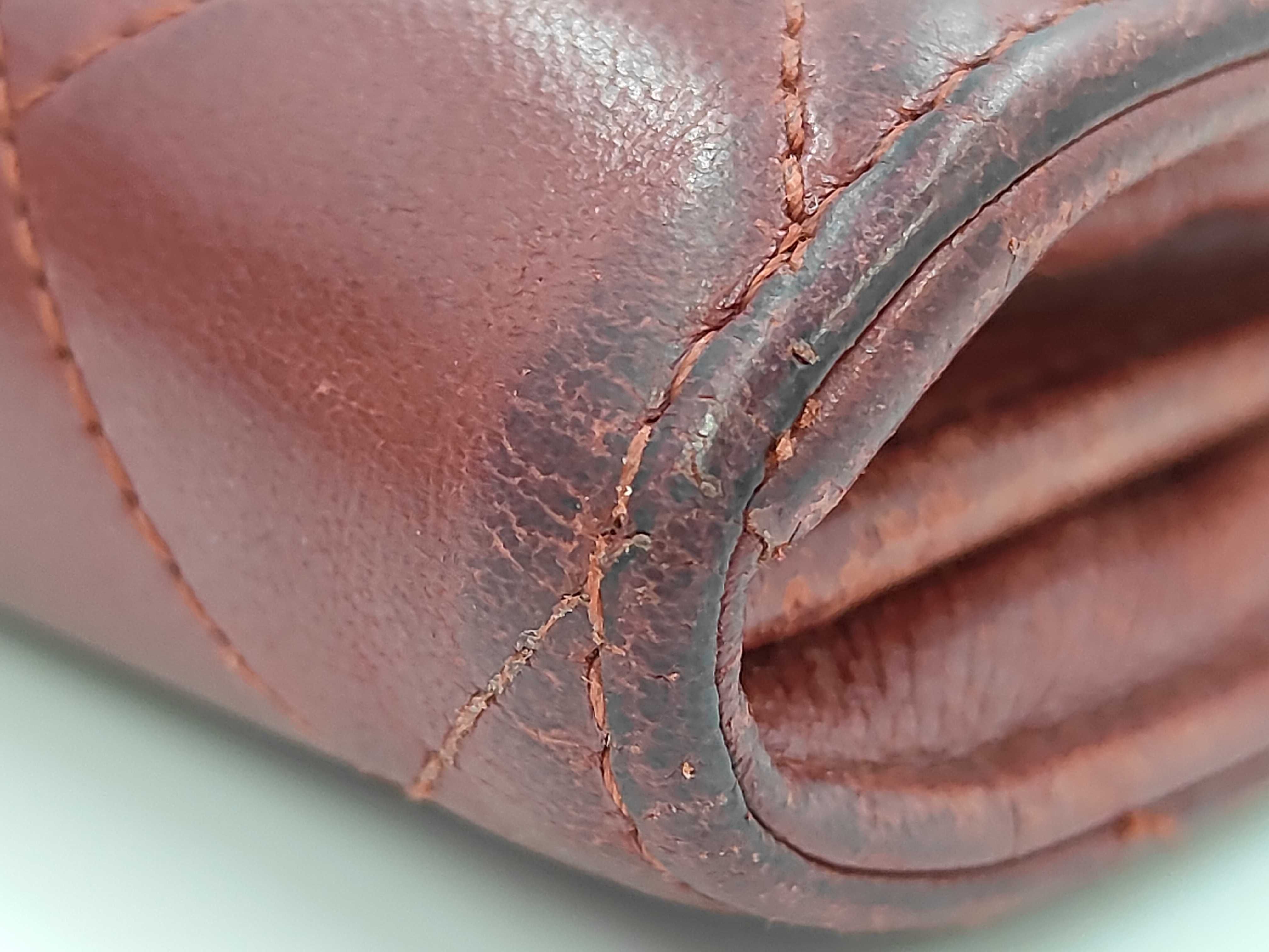 Matelassé Coco Mark Bi-fold Long Wallet 18714264 — view 7