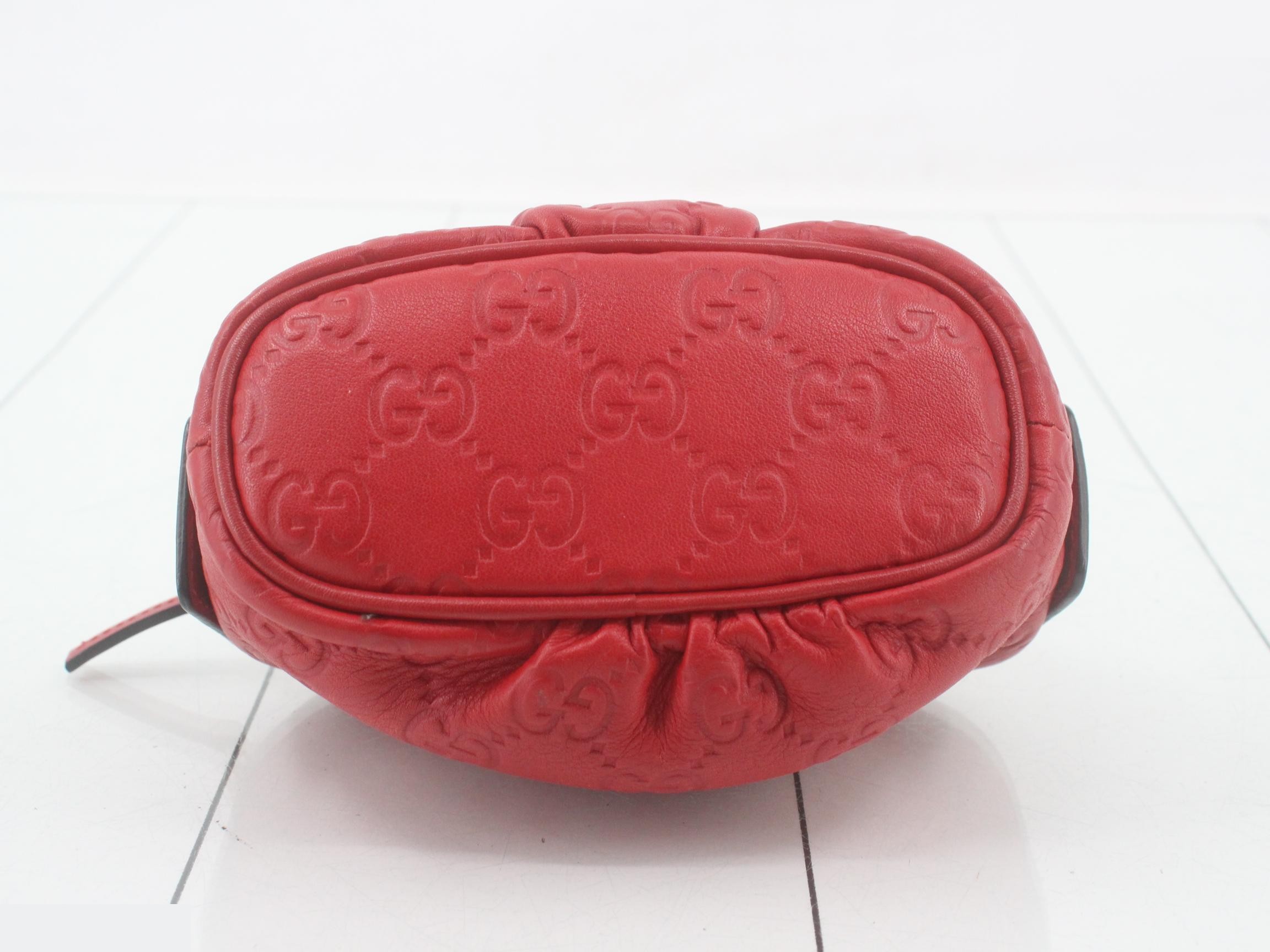 Guccissima (bag) and pouch, red — view 3