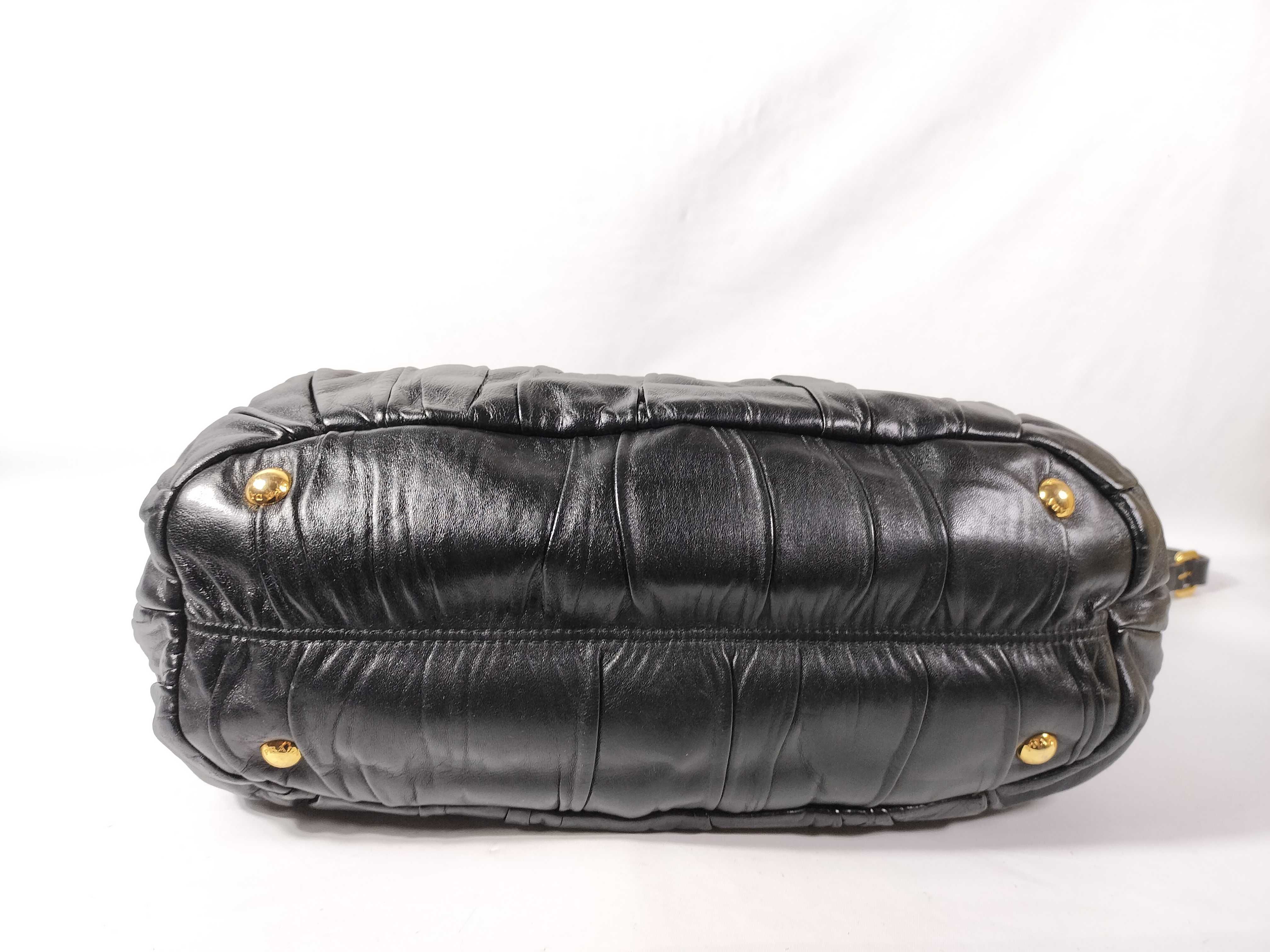 Gaufre Black Leather Tote Bag — view 7
