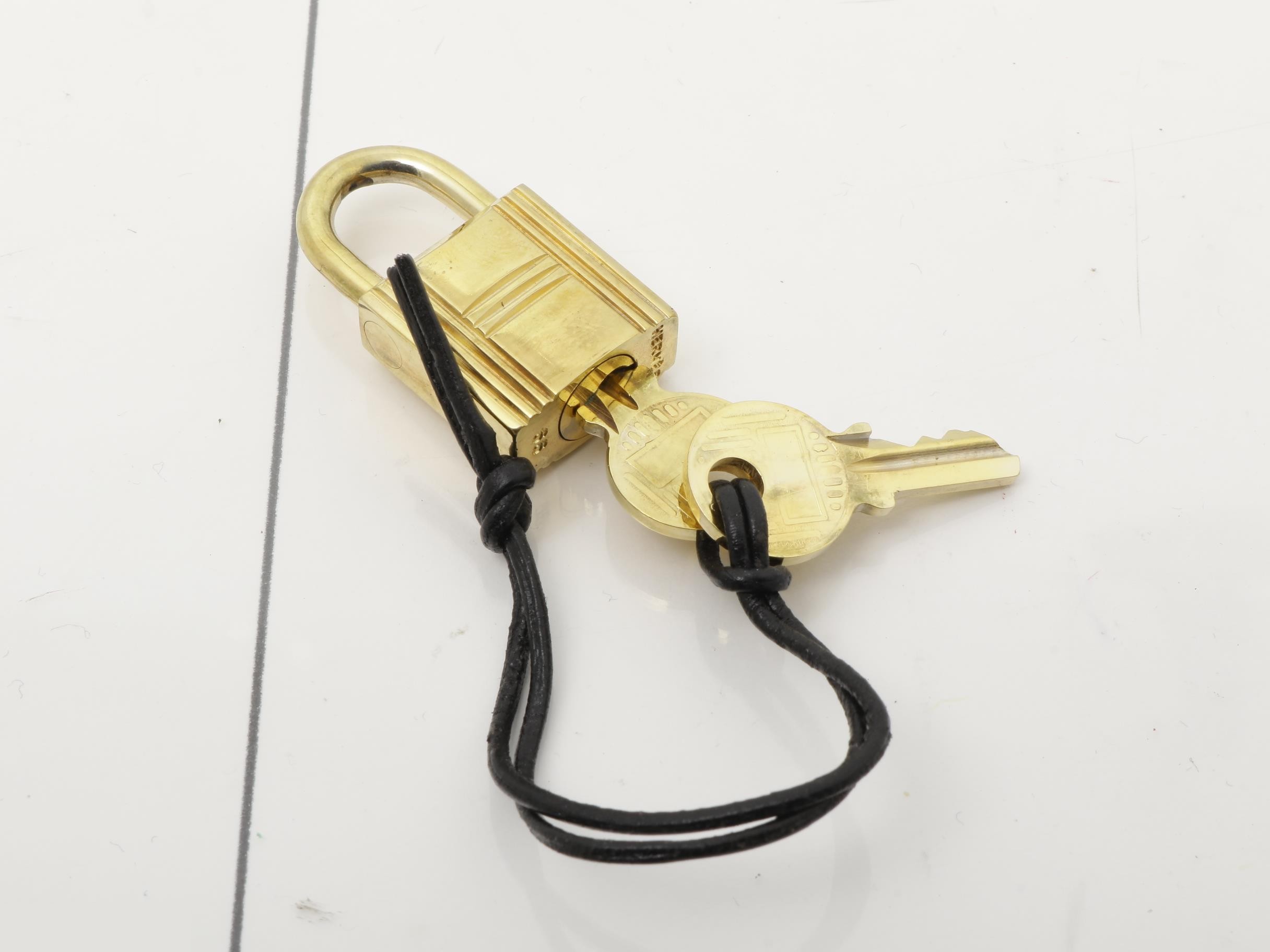 padlock and two keys — view 2