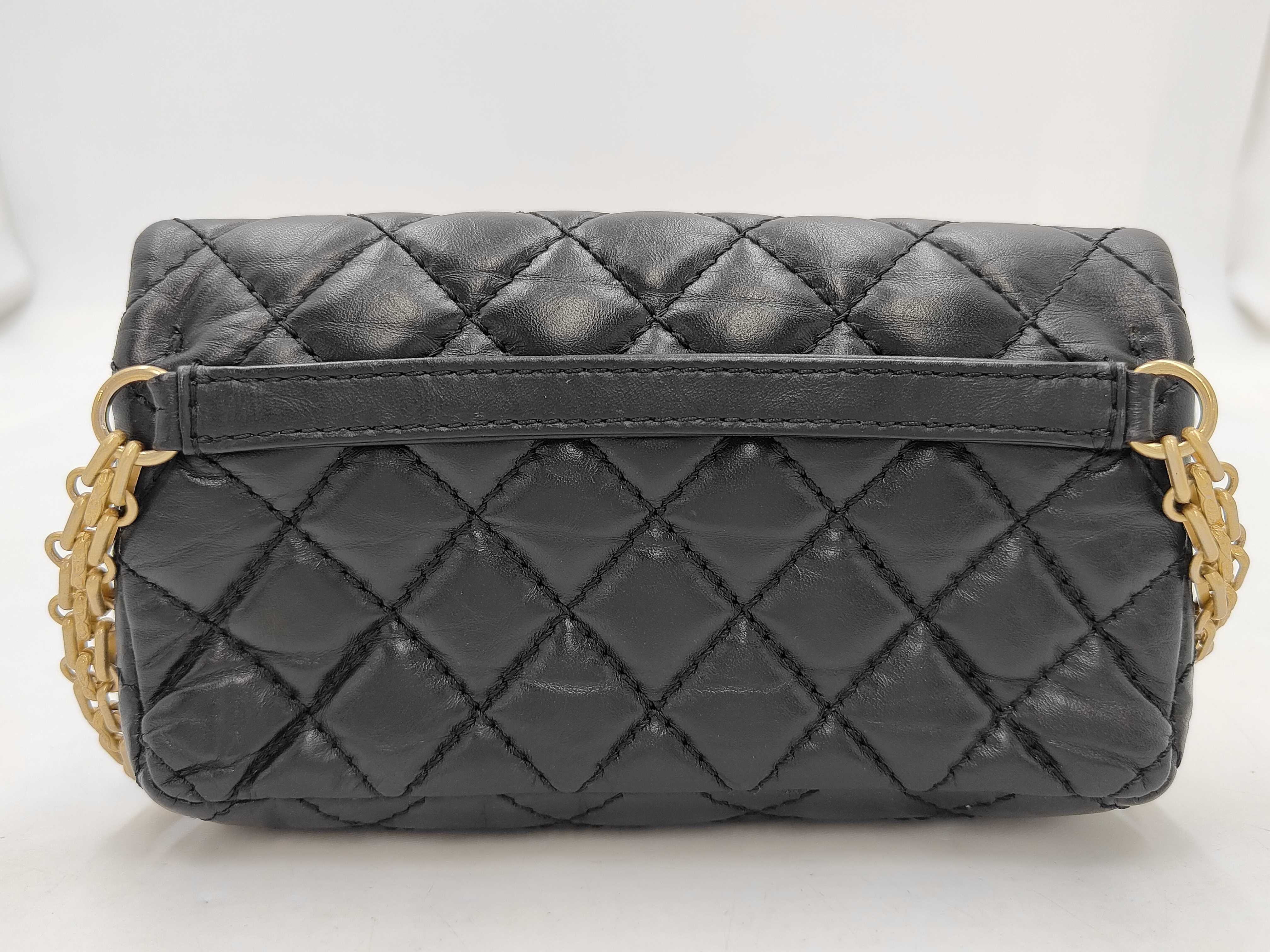 Matelassé 2.55 Chain Shoulder Bag, Black, Vintage, Gold Hardware, Serial Number 26 Series. — view 2