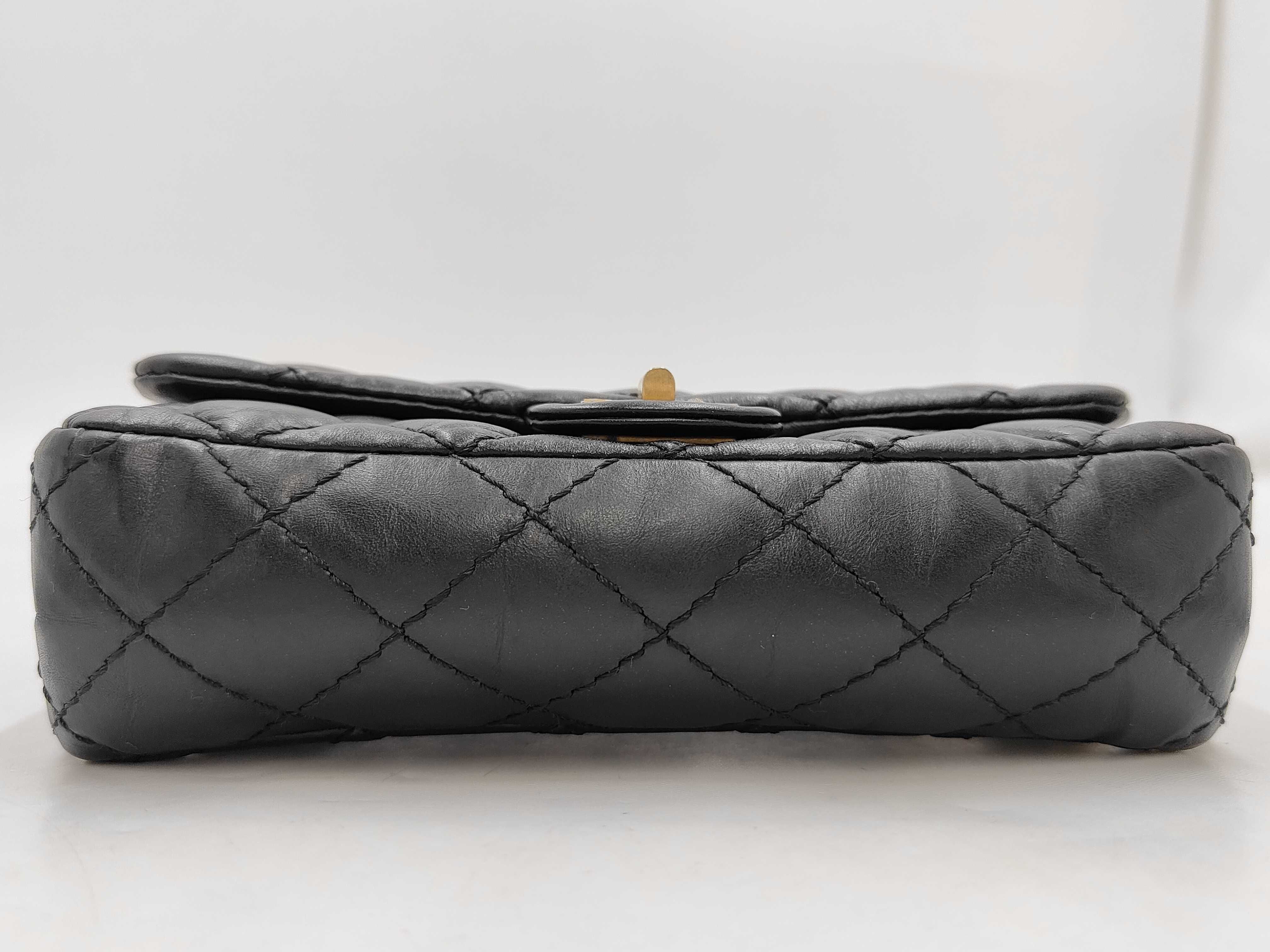 Matelassé 2.55 Chain Shoulder Bag, Black, Vintage, Gold Hardware, Serial Number 26 Series. — view 3