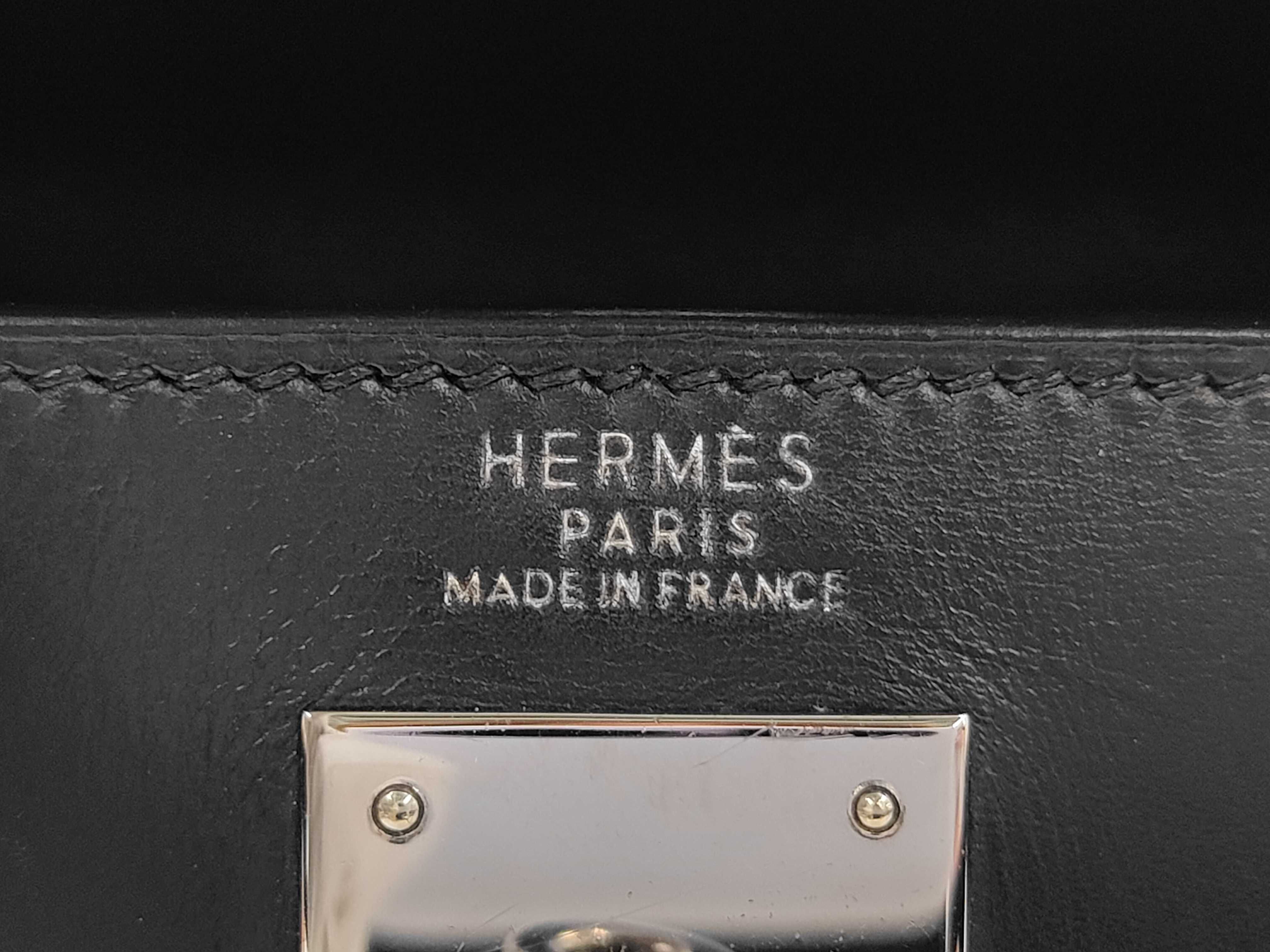 Kelly 32, external stitching, box calf leather, black, silver hardware, D stamp, handbag — view 10