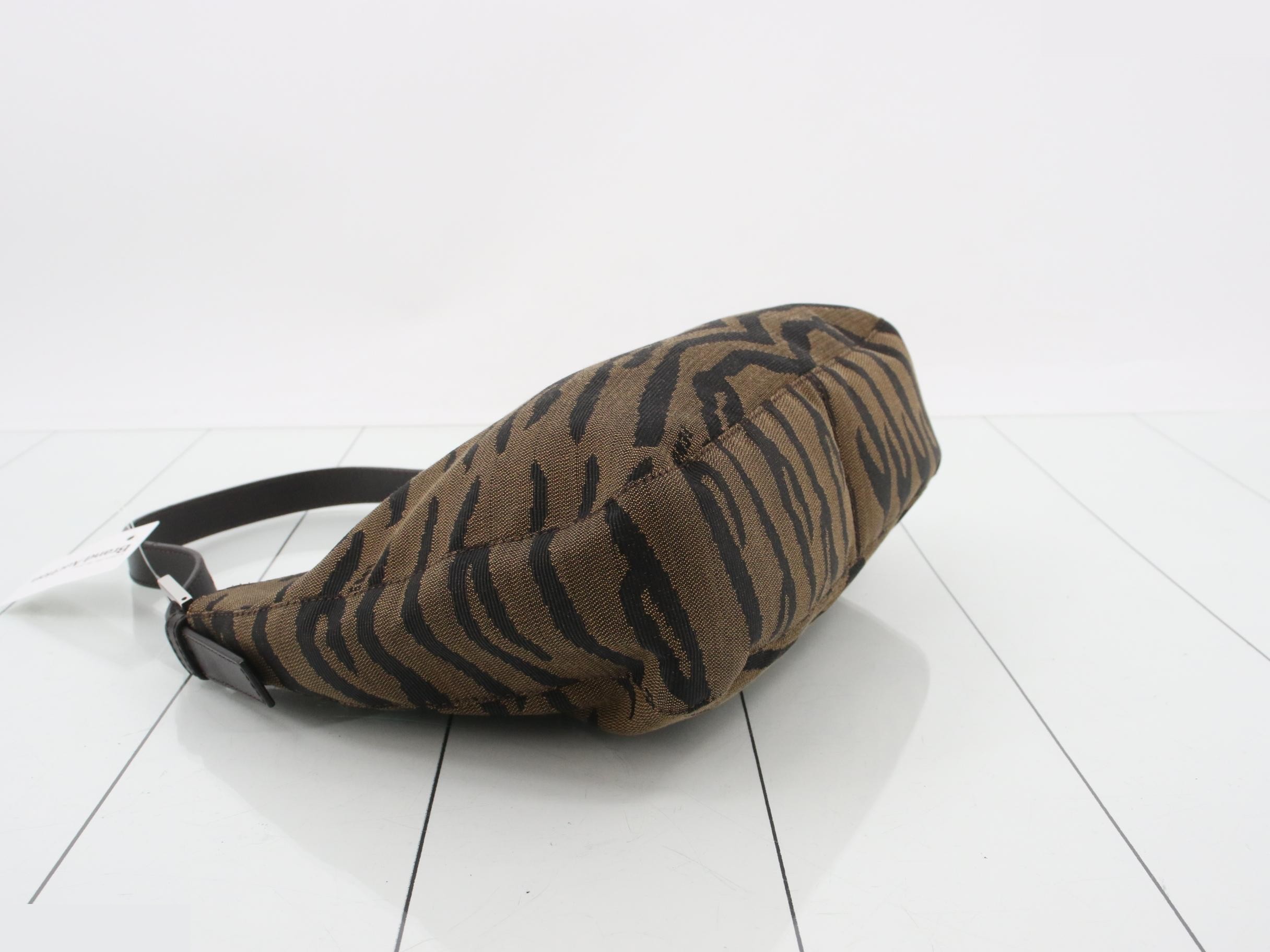 Mamma Bucket Zebra Bag/Handbag — view 5