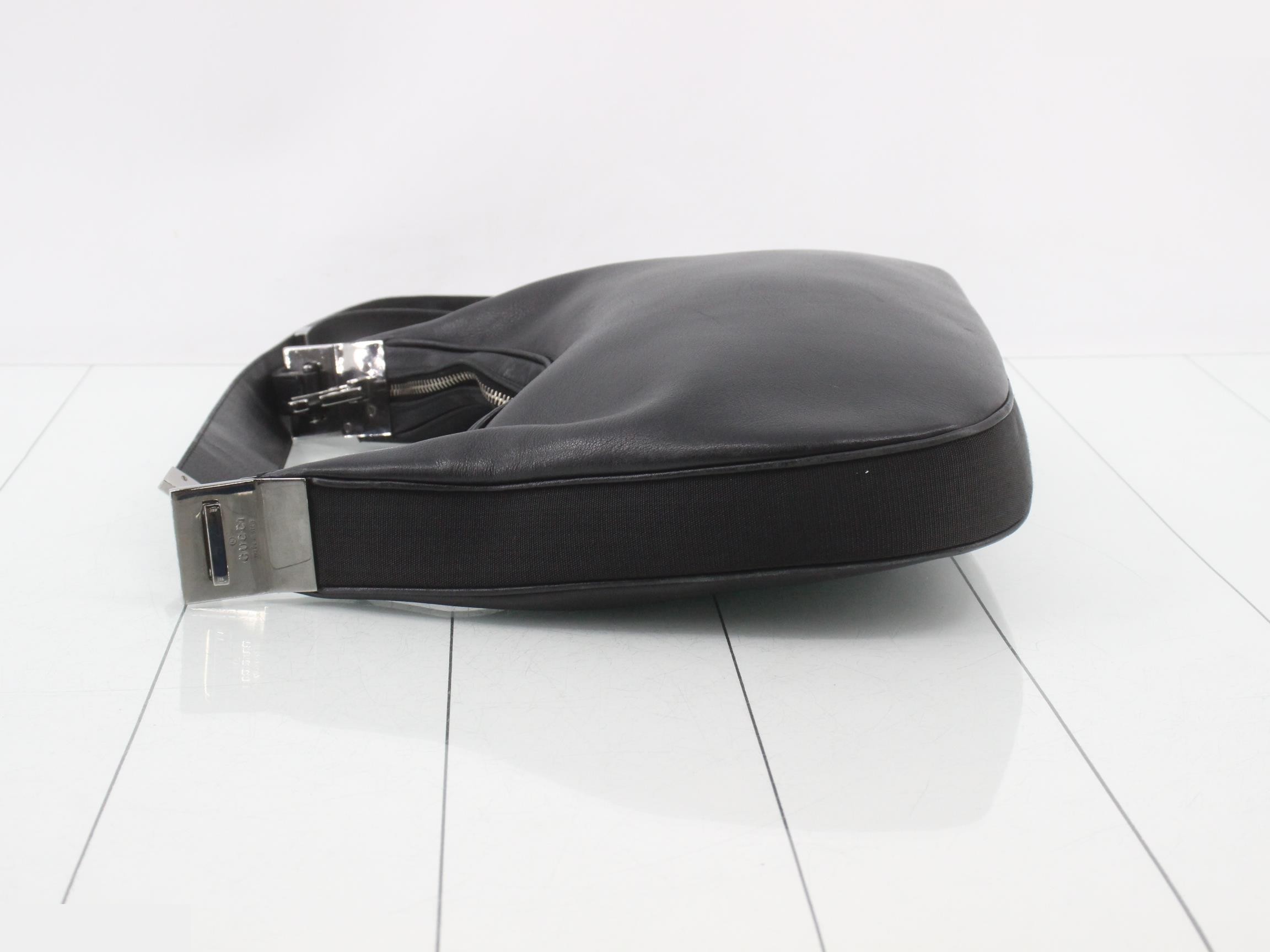 Leather shoulder bag — view 4