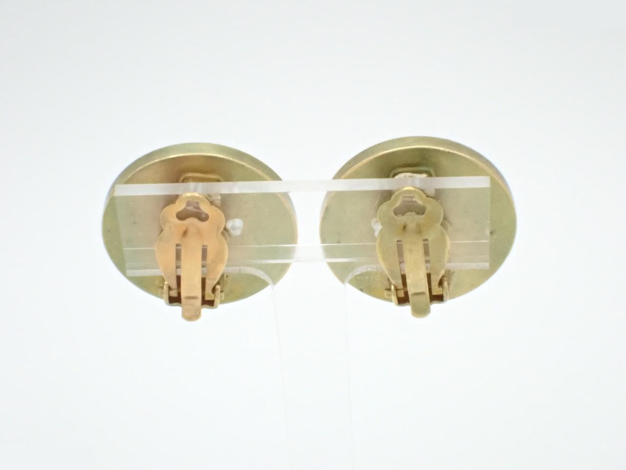 94P Coco: Rubber deterioration and adhesion present. — view 2