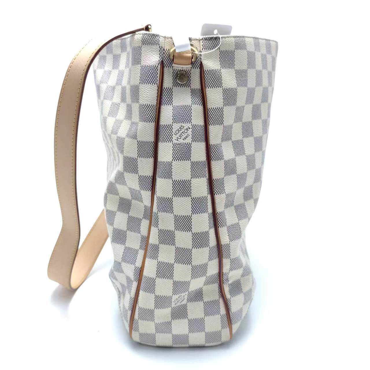 【*Shipped from: China*】LOUIS VUITTON PU Shoulder Bag — view 4