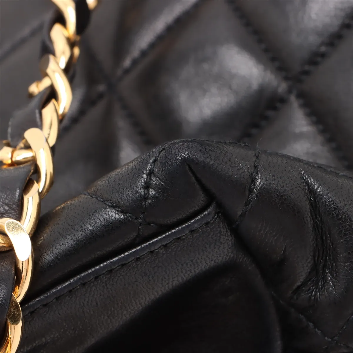 Matelasse Lambskin Chain Shoulder Bag Black Gold Hardware 1353206 No. 1 — view 12