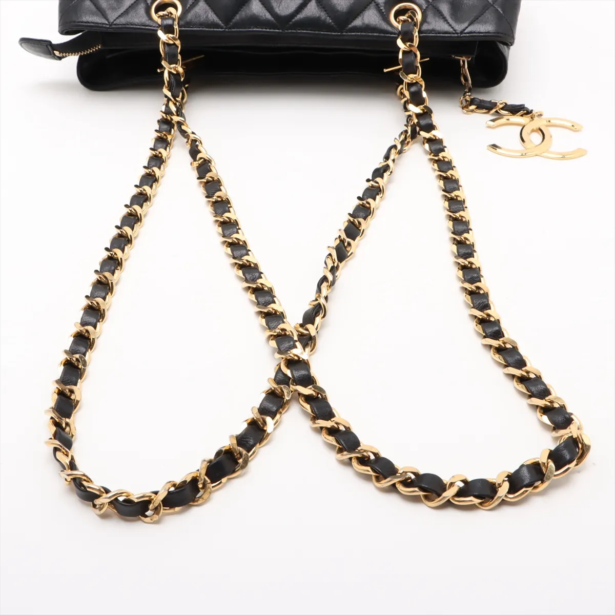 Matelasse Lambskin Chain Shoulder Bag Black Gold Hardware 1353206 No. 1 — view 5