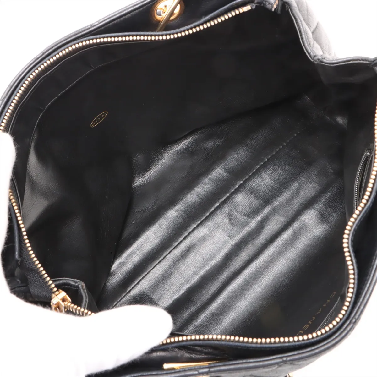 Matelasse Lambskin Chain Shoulder Bag Black Gold Hardware 1353206 No. 1 — view 7
