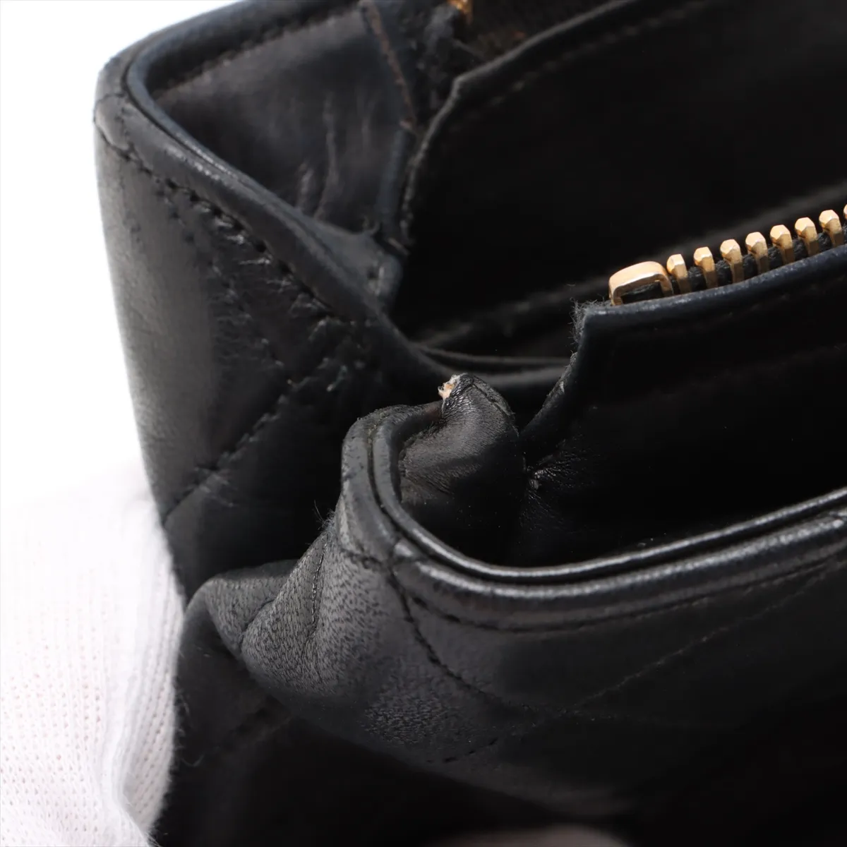Matelasse Lambskin Chain Shoulder Bag Black Gold Hardware 1353206 No. 1 — view 10