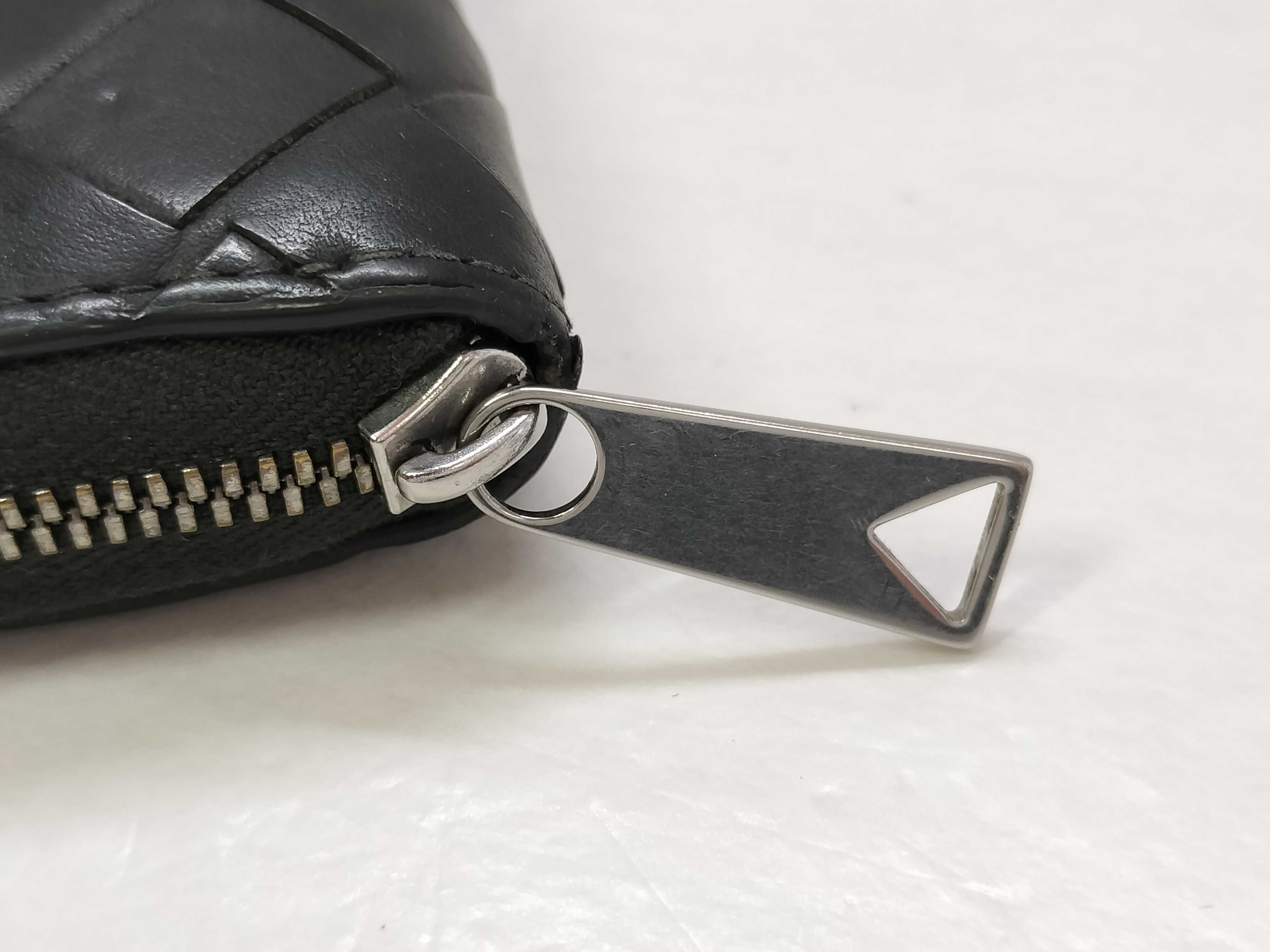 Intrecciato Bottega Veneta Long Wallet Intrecciato Leather Wallet — view 11