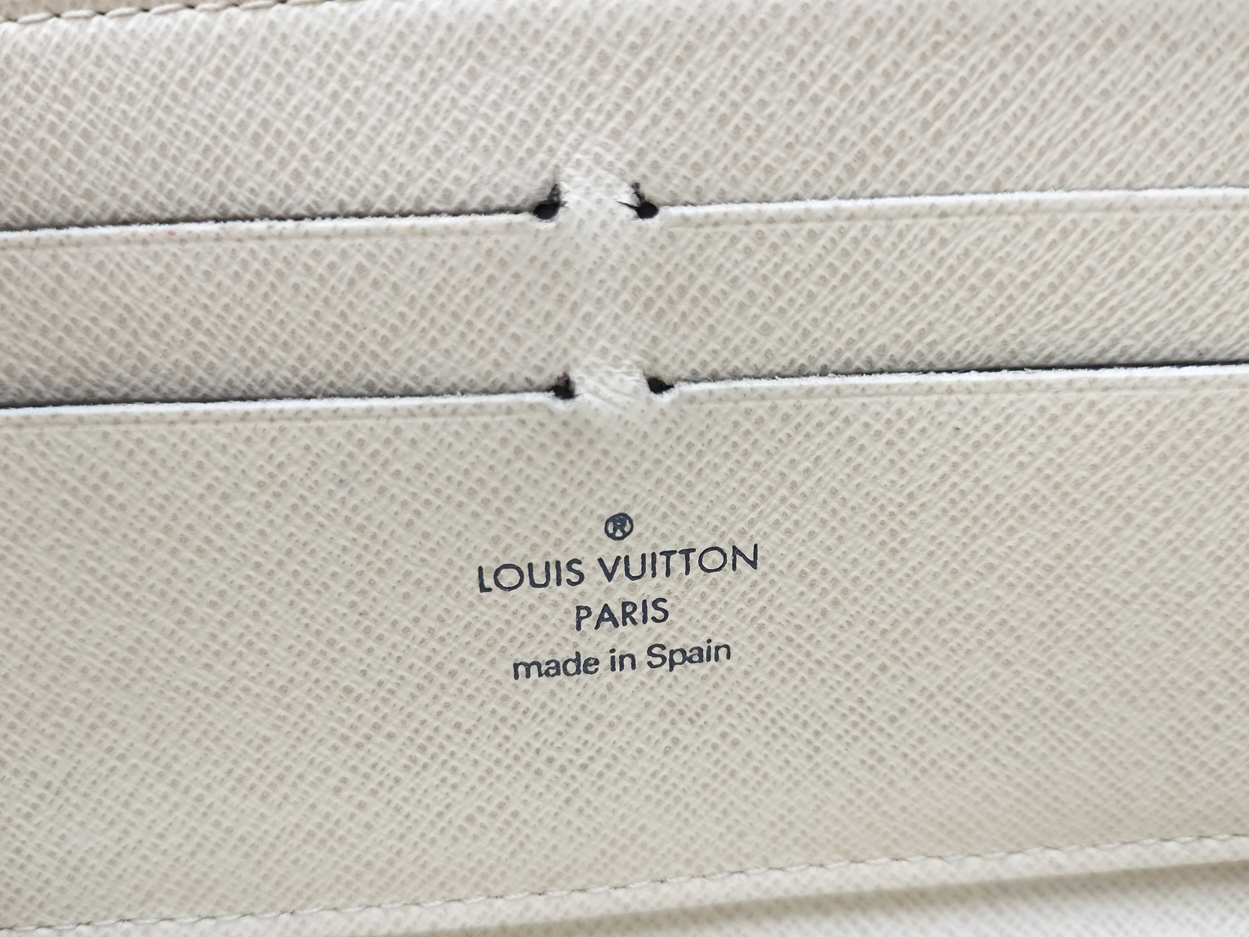 Damier Azur Zippy Wallet — view 14