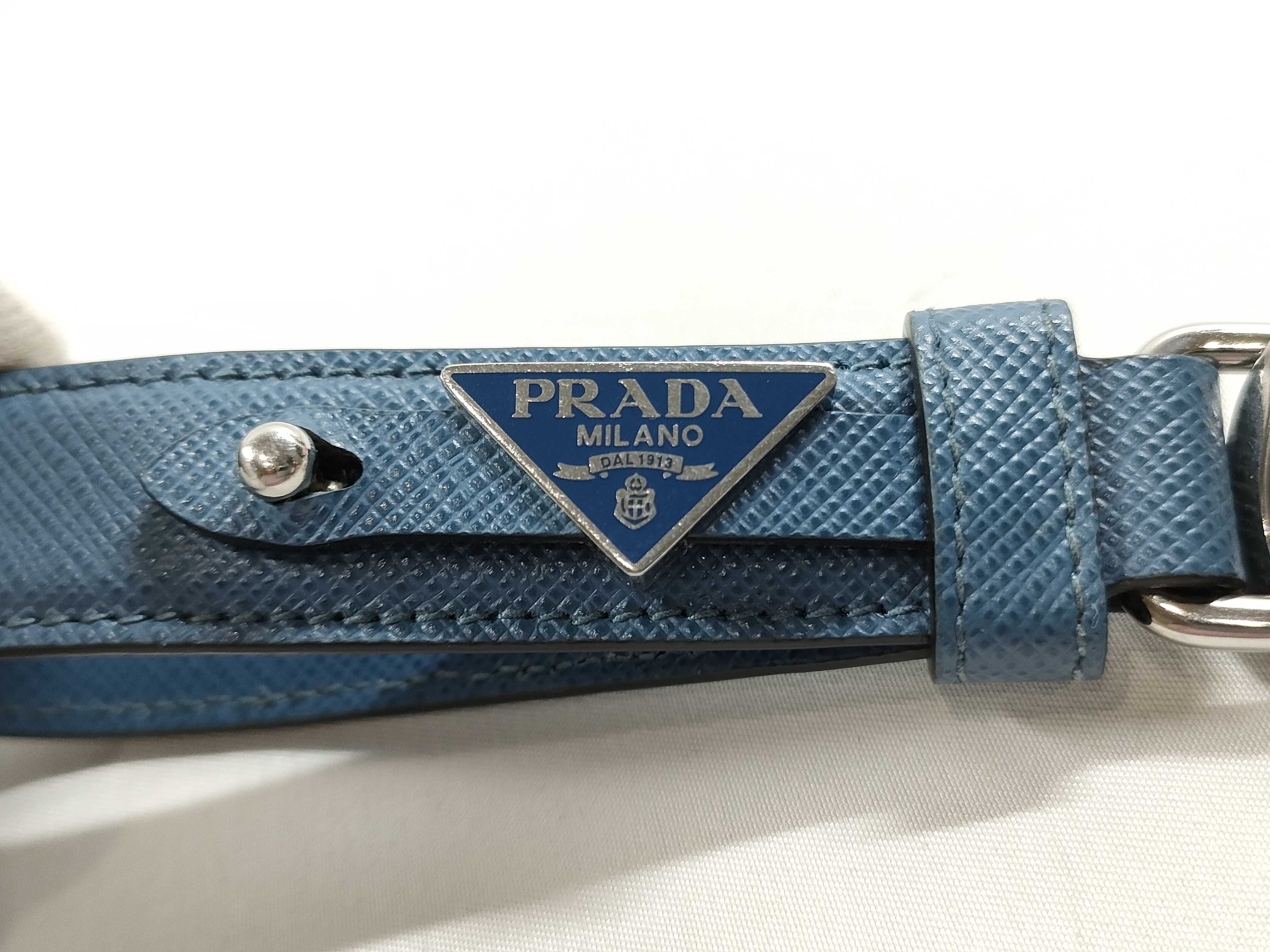 Triangle Logo Saffiano Keyring Key Case — view 4
