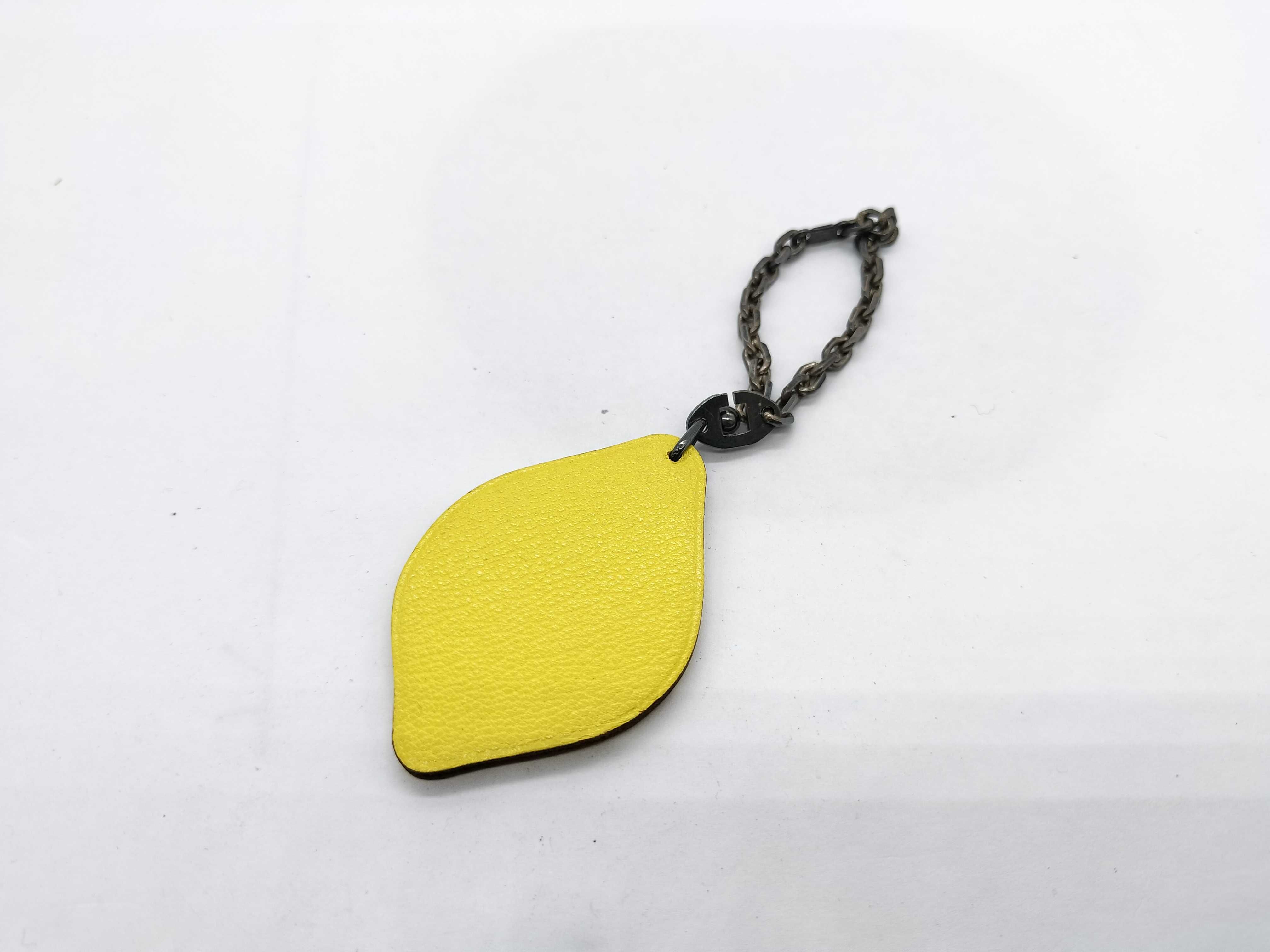 Lemon Charm and other accessories — view 2