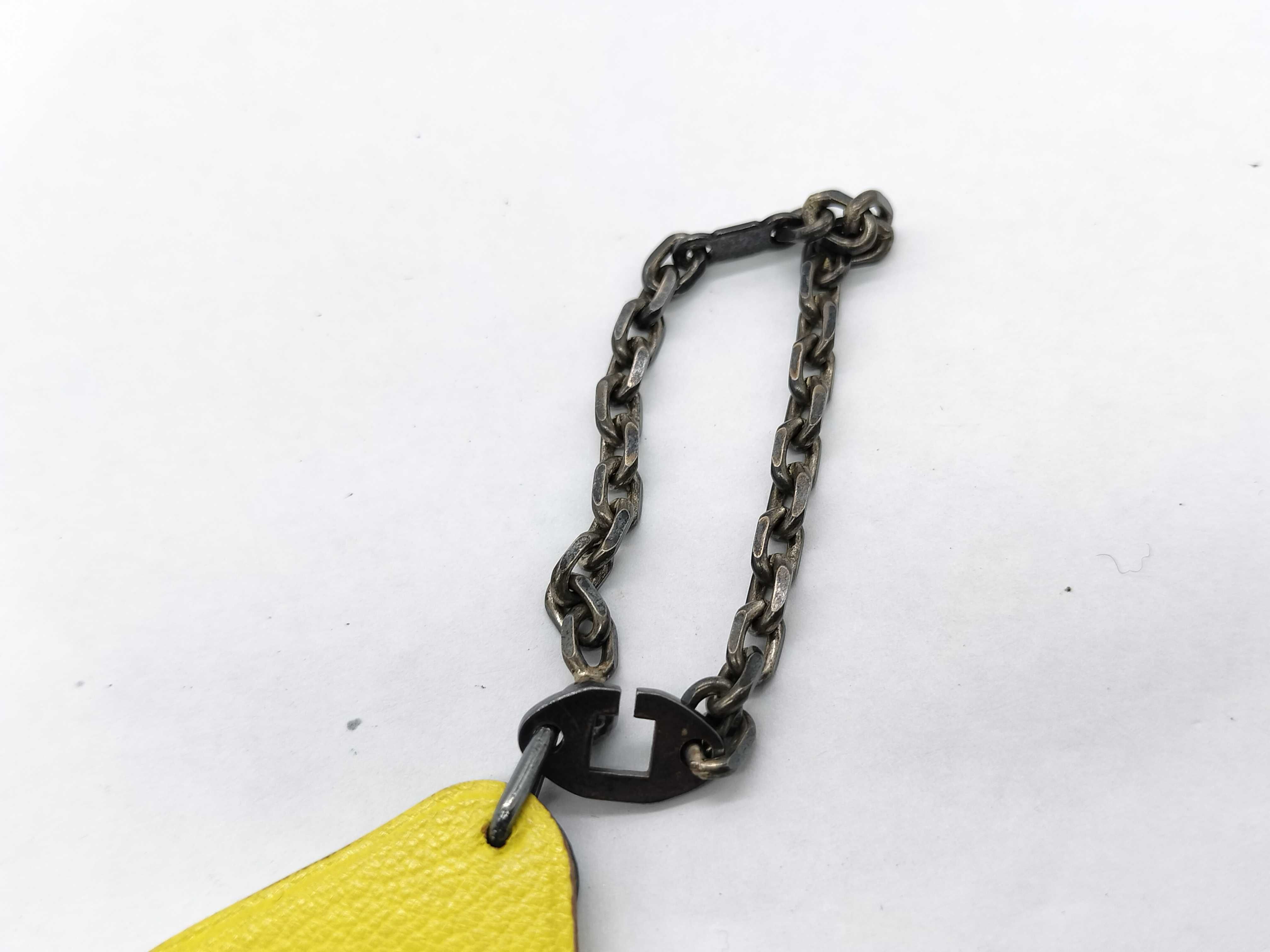 Lemon Charm and other accessories — view 3