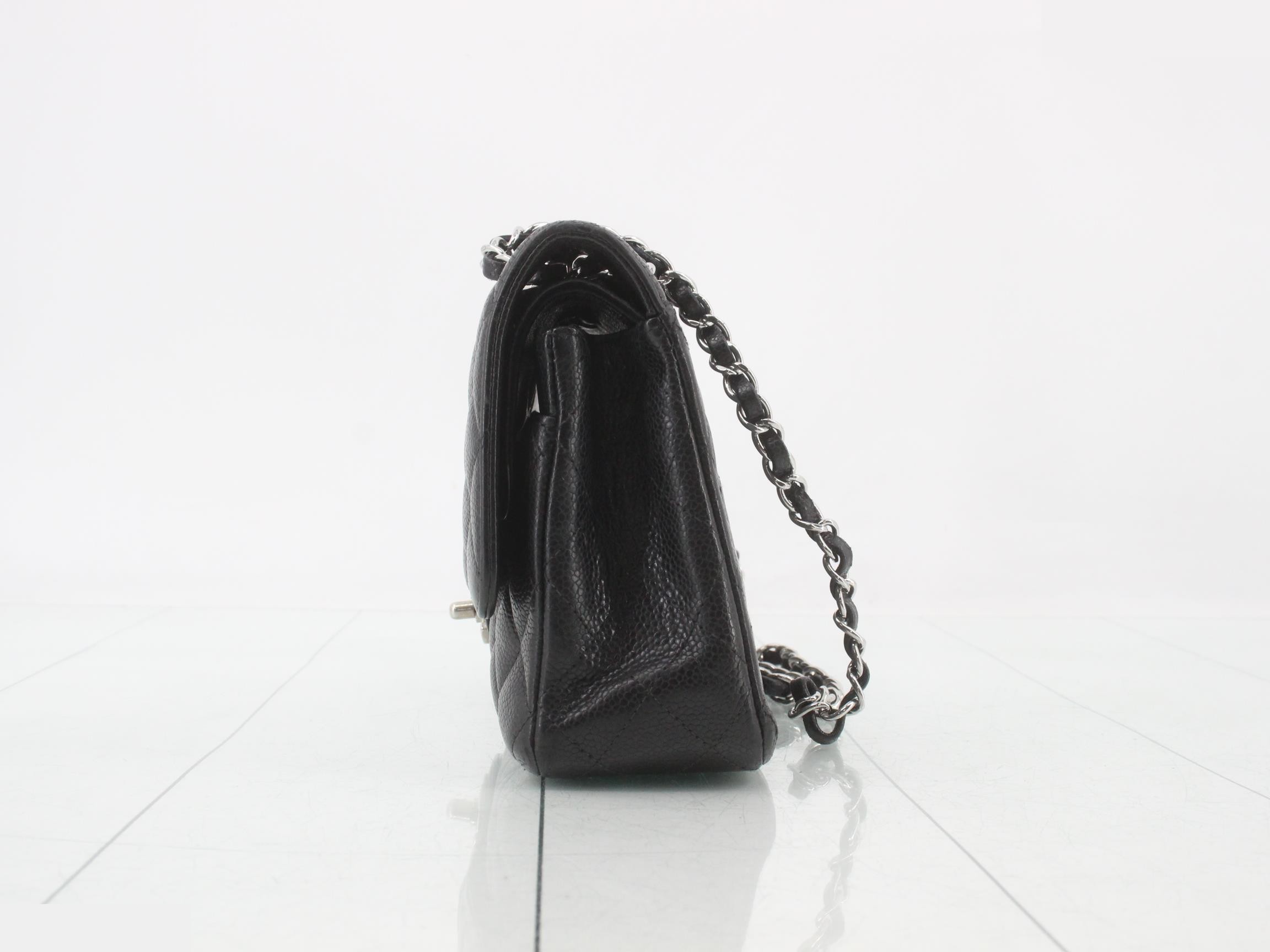 Caviar leather Matelassé 25 bag, black, silver hardware, serial number 12. — view 3