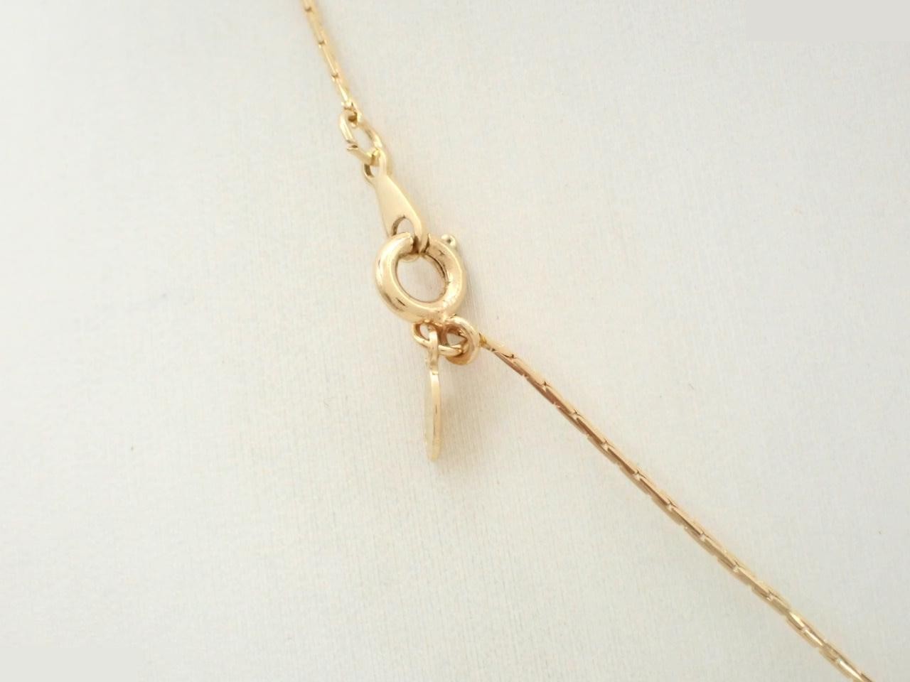 Other line: Precious metal necklaces and pendants, neck circumference approximately 38 cm. — view 2