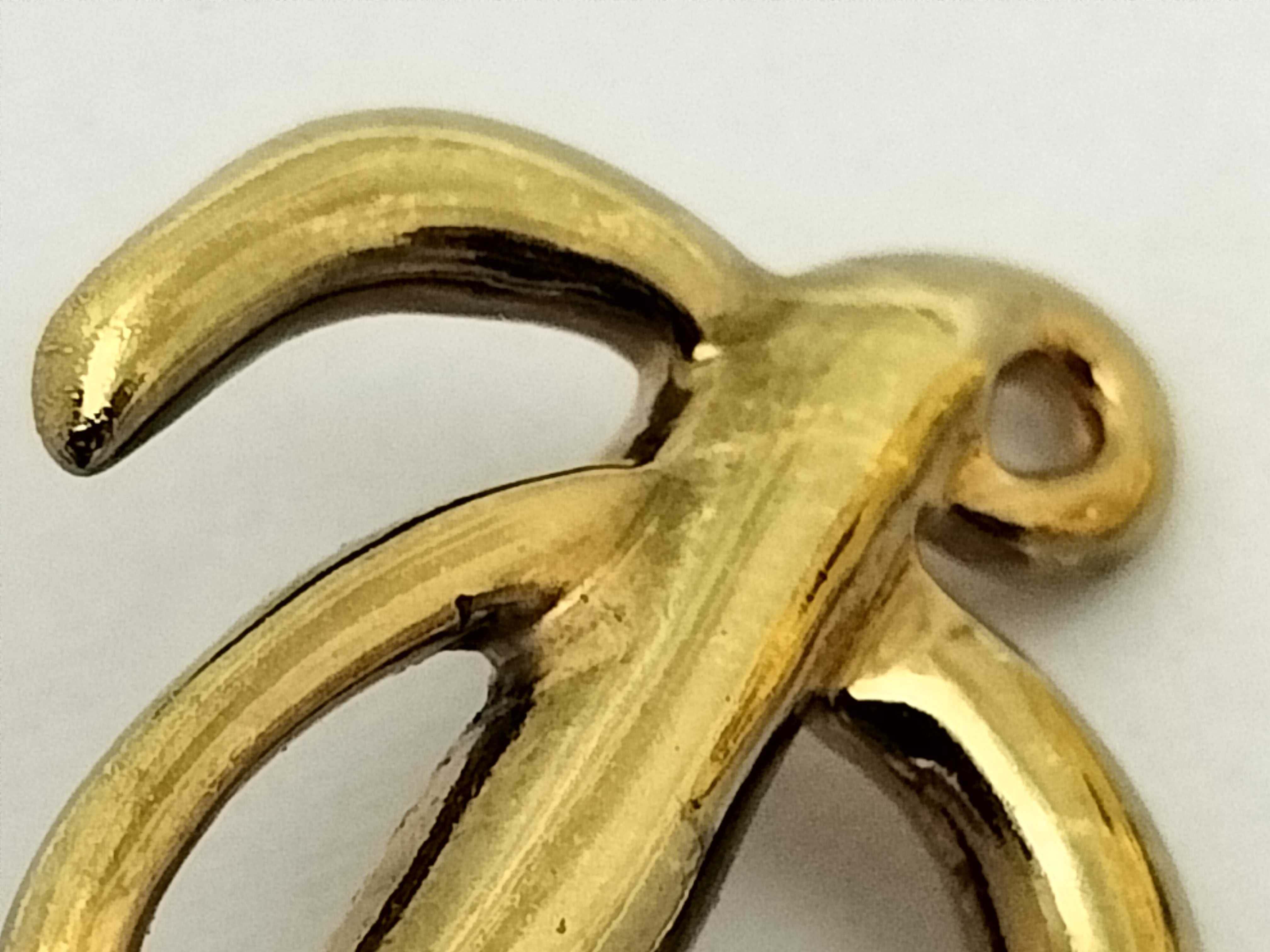 pin badge brooch — view 6