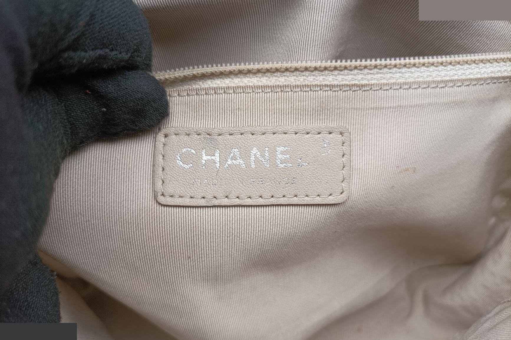 Boy Chanel Matelassé Coco Mark Lambskin Navy — view 7