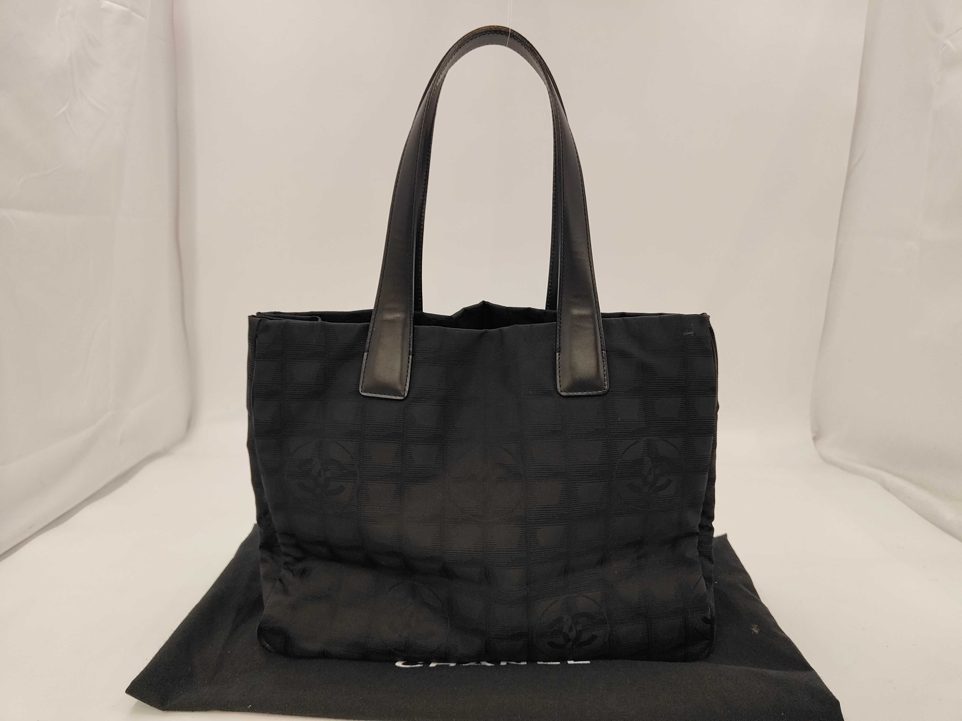 New Travel Line Tote Bag