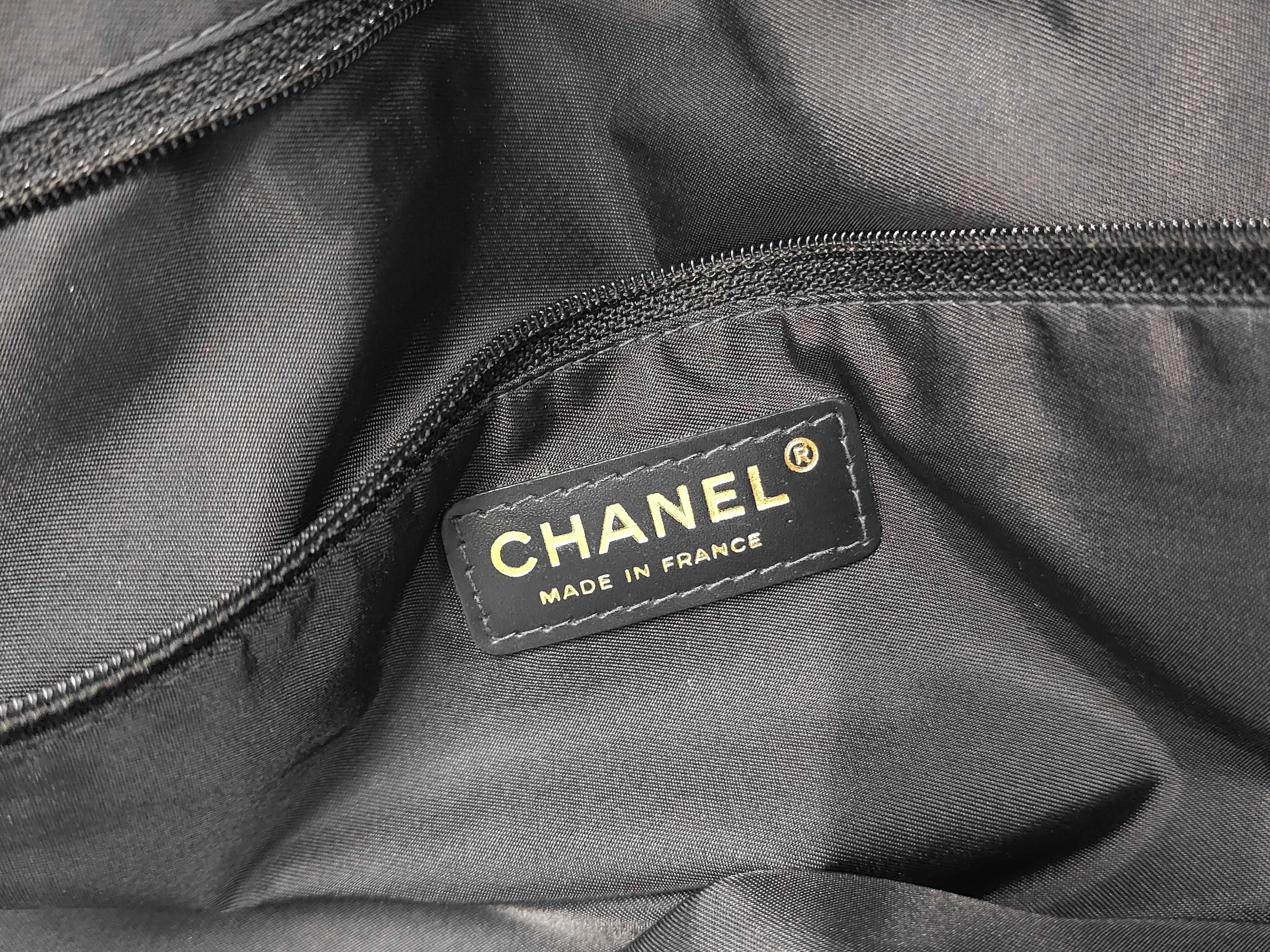 New Travel Line Tote Bag — view 9
