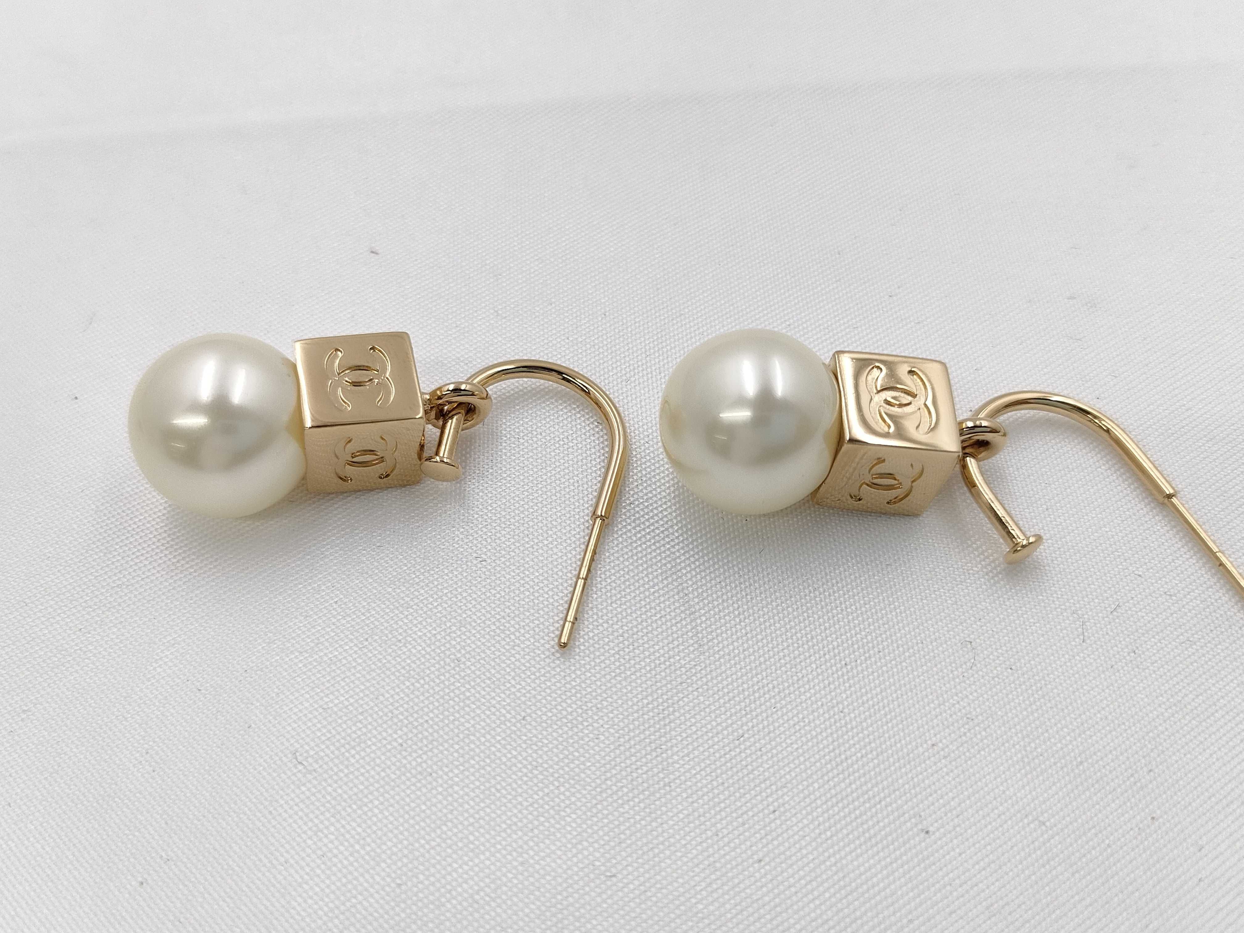 Coco Mark 02A Faux Pearl Coco Cube Earrings — view 2