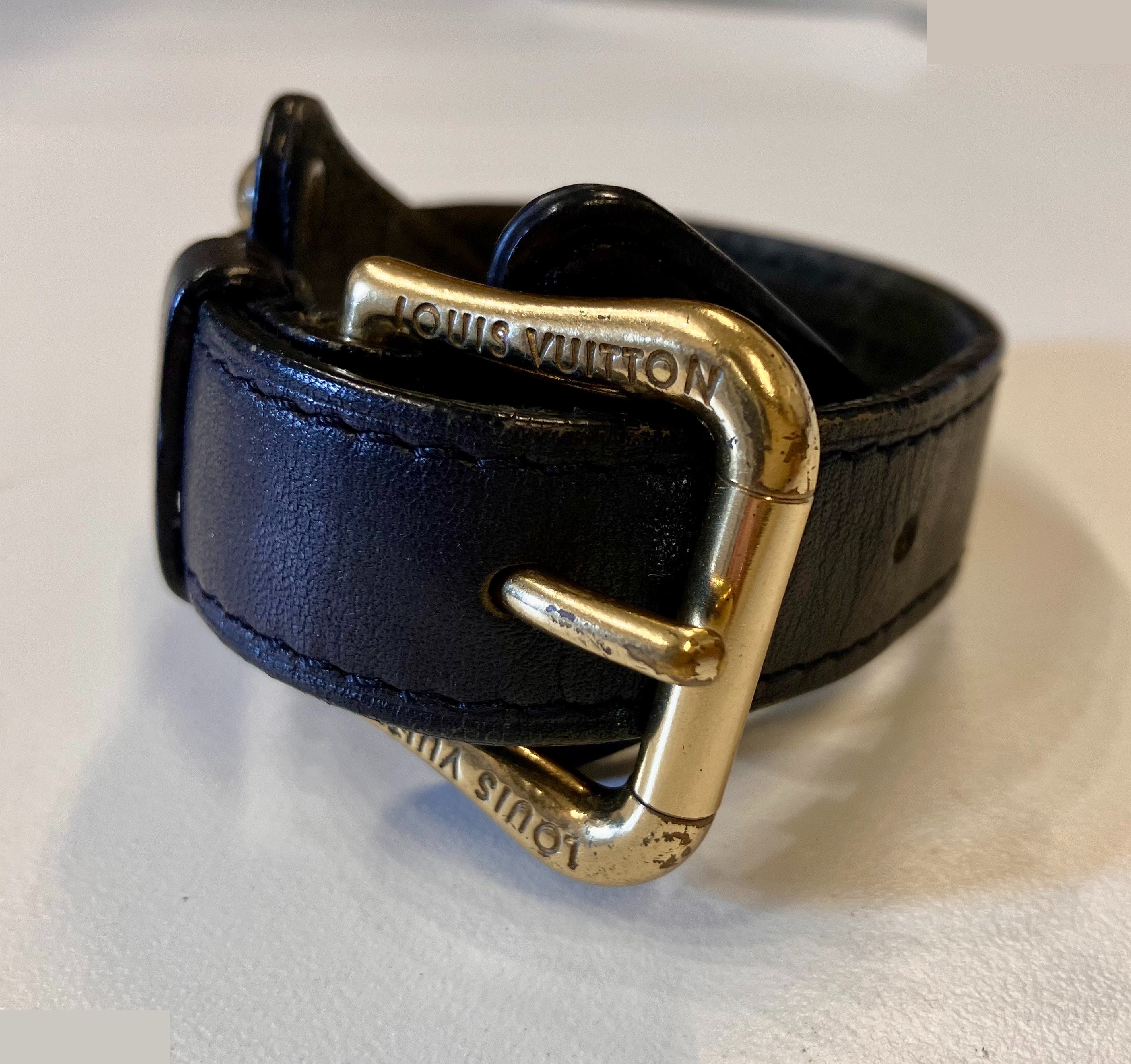 Bracelet, wrist circumference approximately 17.5 cm