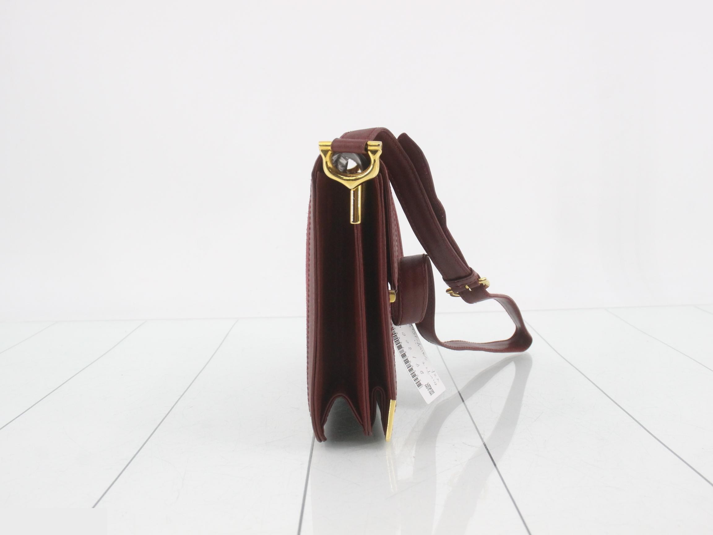 Must Line (Bag) - Shoulder Bag — view 4