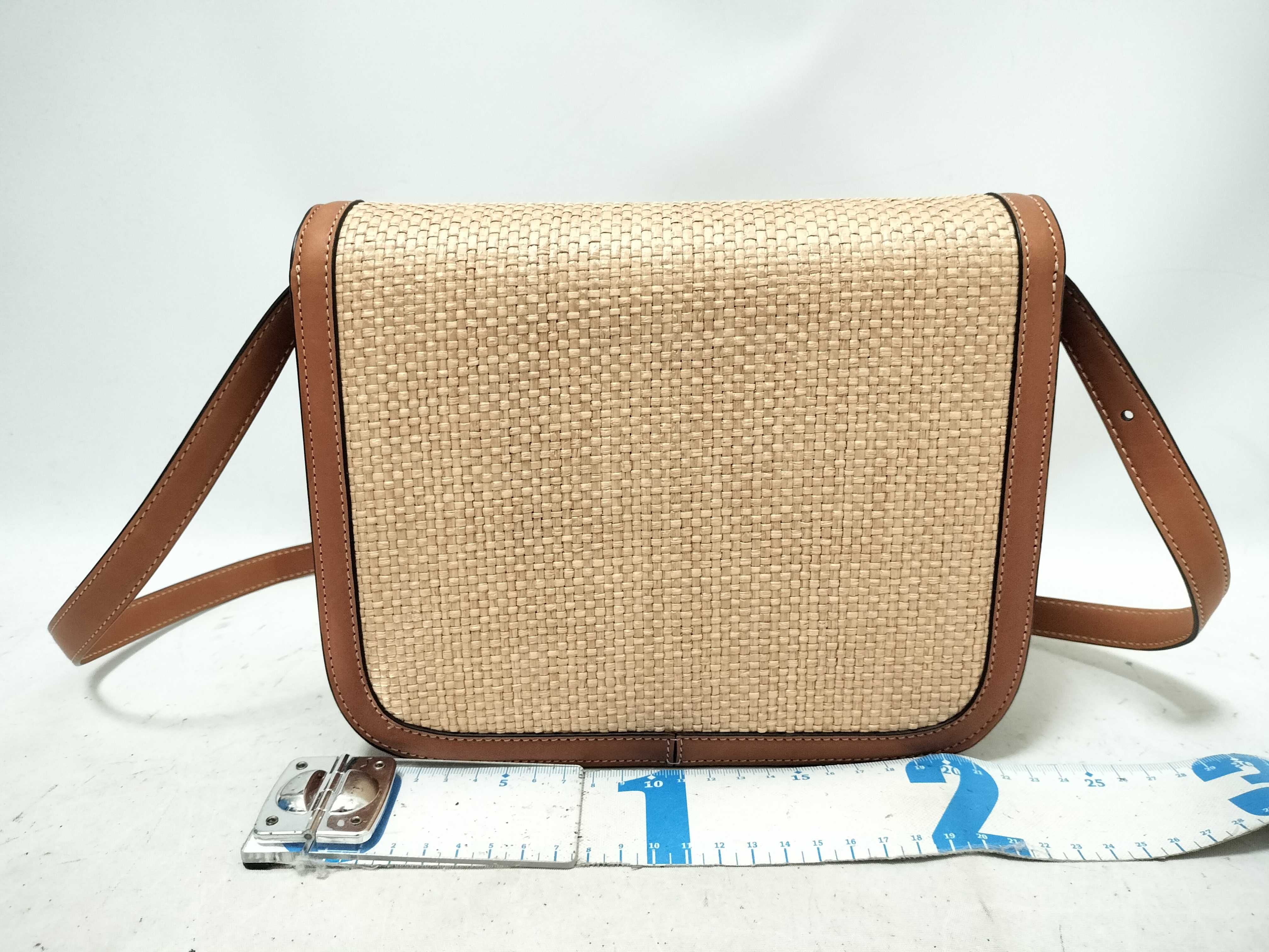 Shoulder Bag 189172CBS.02NT Classic Medium Shoulder Bag — view 2