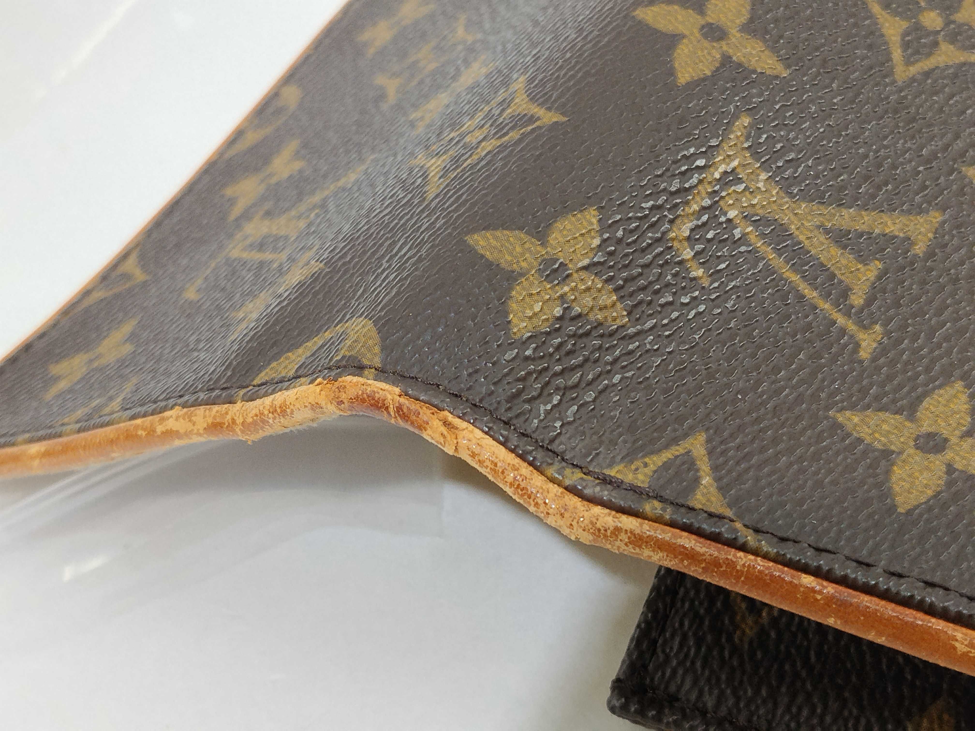 Monogram — view 15