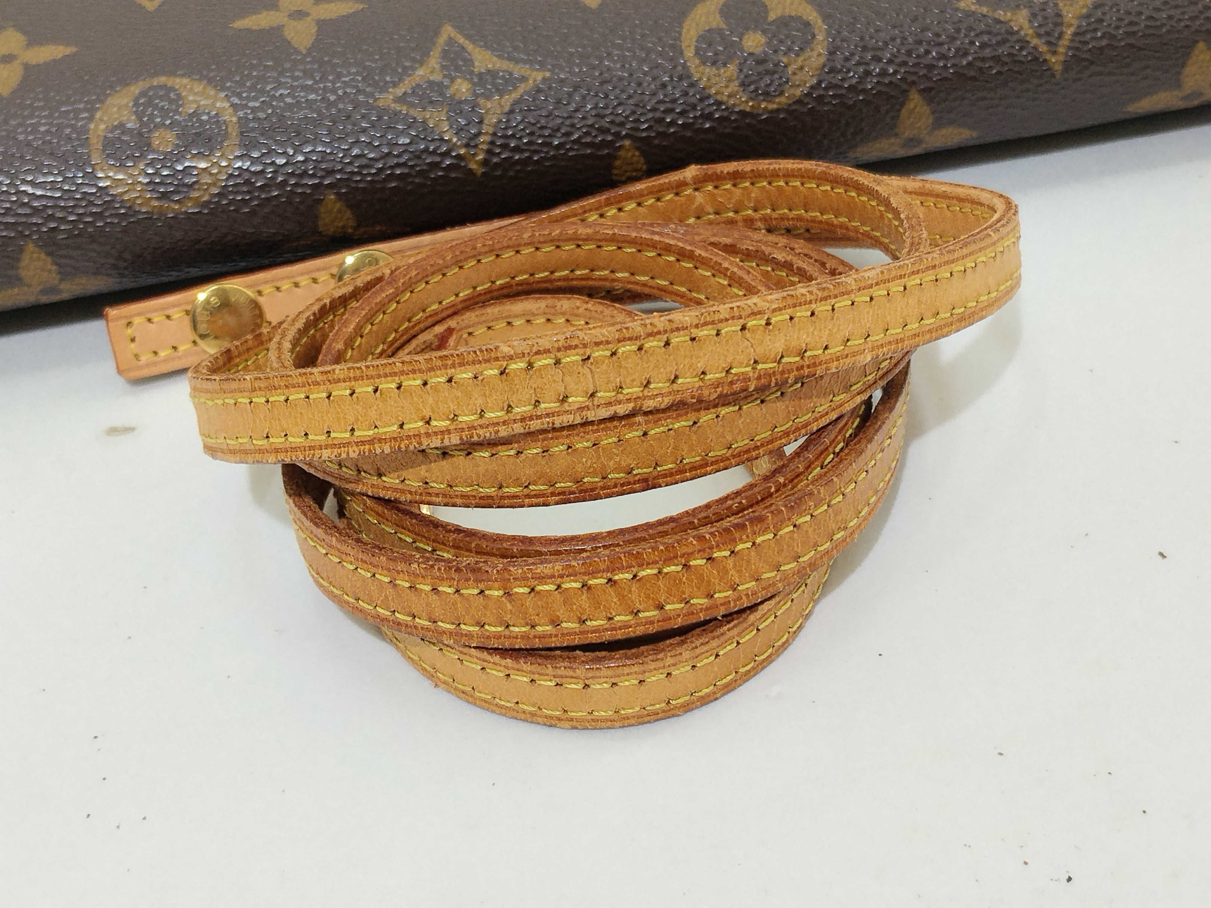 Monogram — view 6