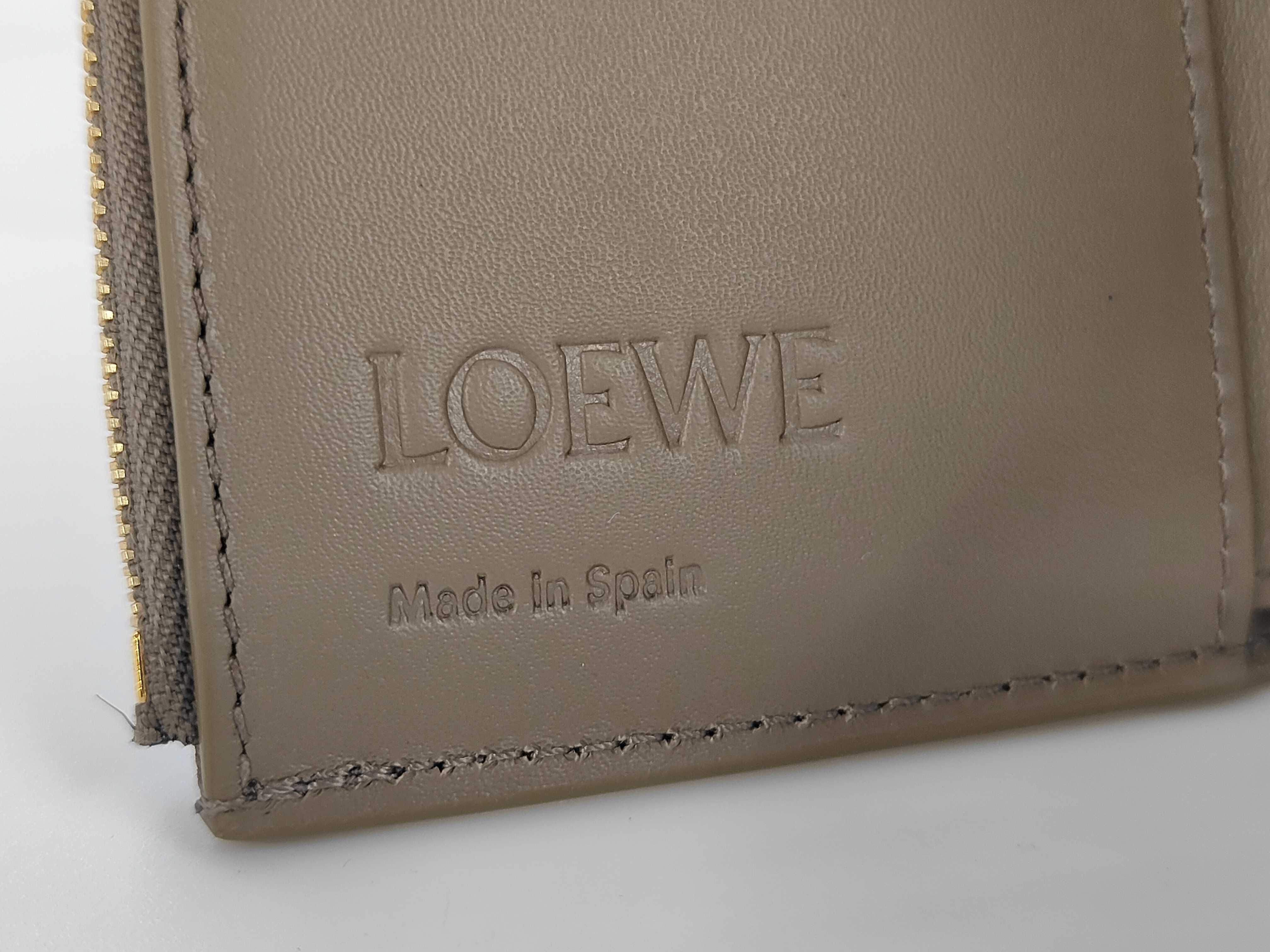 Anagram Trifold Wallet — view 8