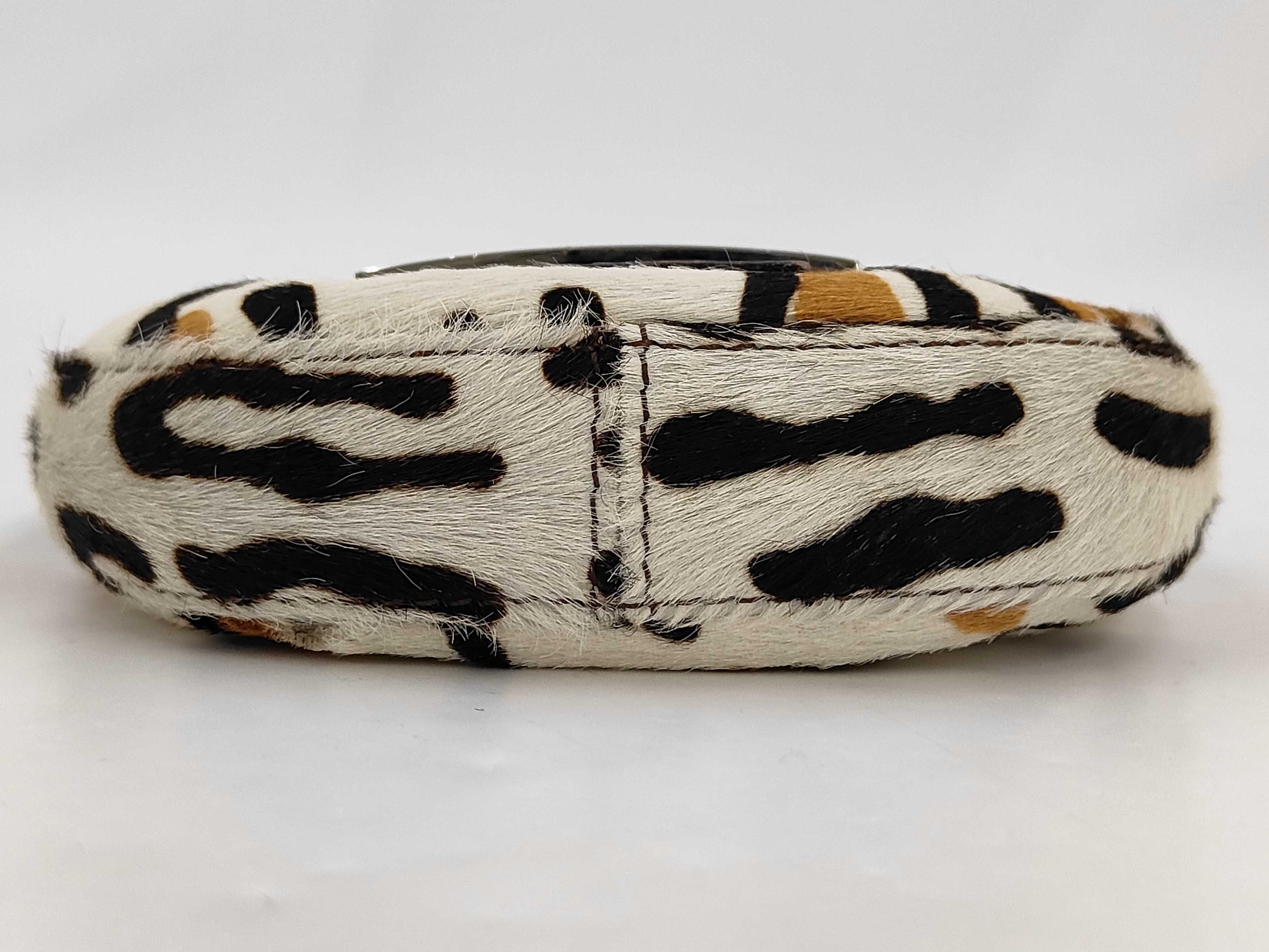 Mamma Bucket Handbag — view 3