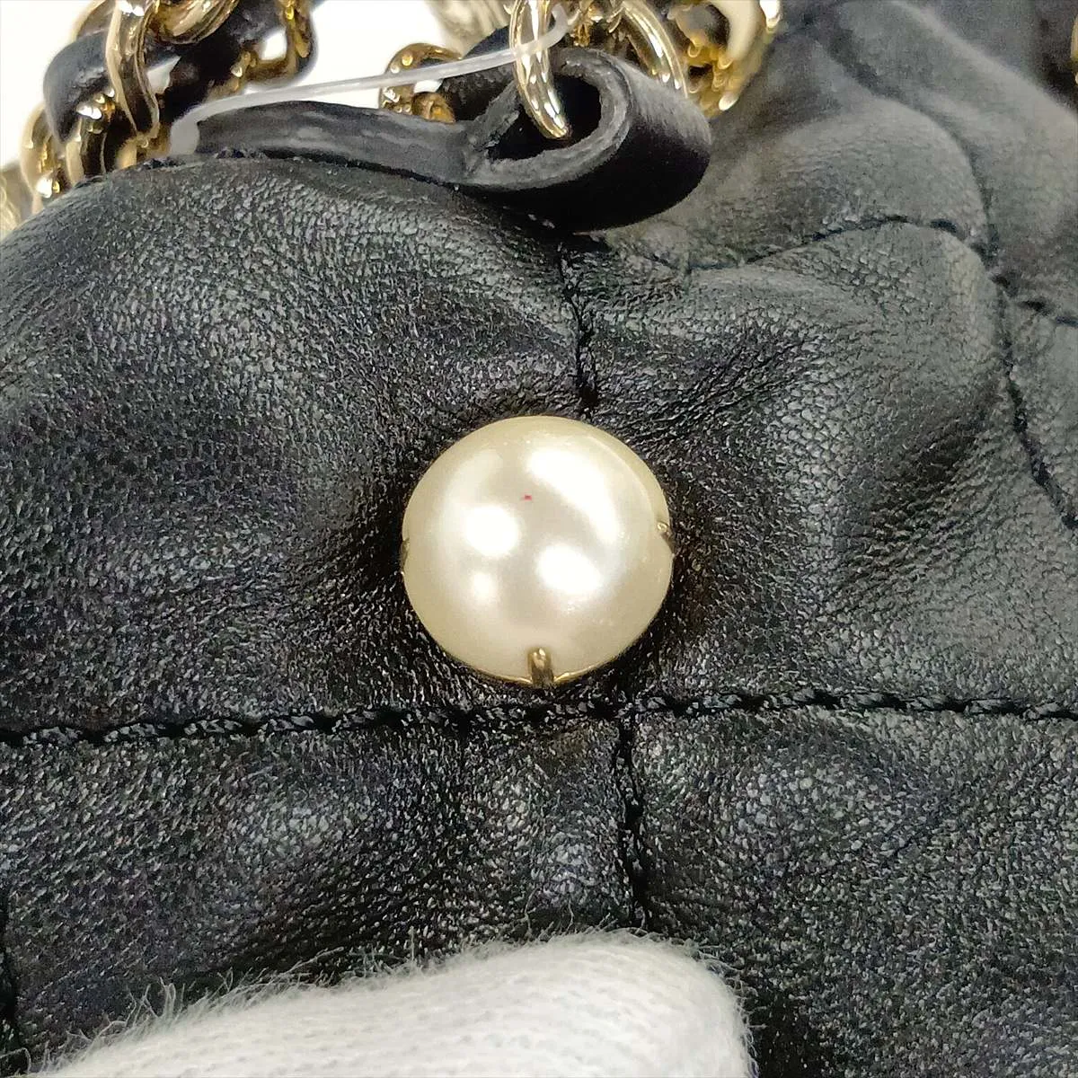 Matelassé Lambskin Chain Shoulder Bag, Pearl Black with Gold Hardware, 31129872, Serial Number 31 — view 10