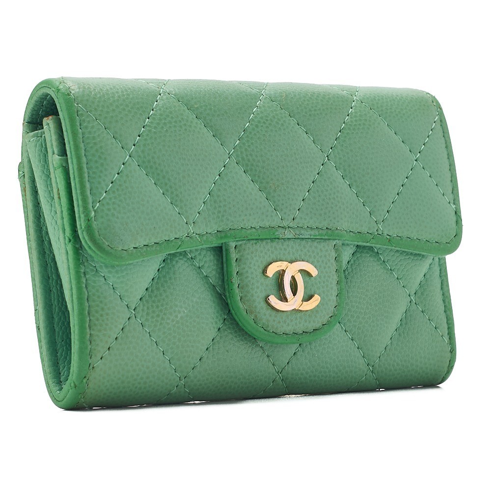 Caviar leather card case with Coco Mark, green, gold hardware, serial number 31. — view 3